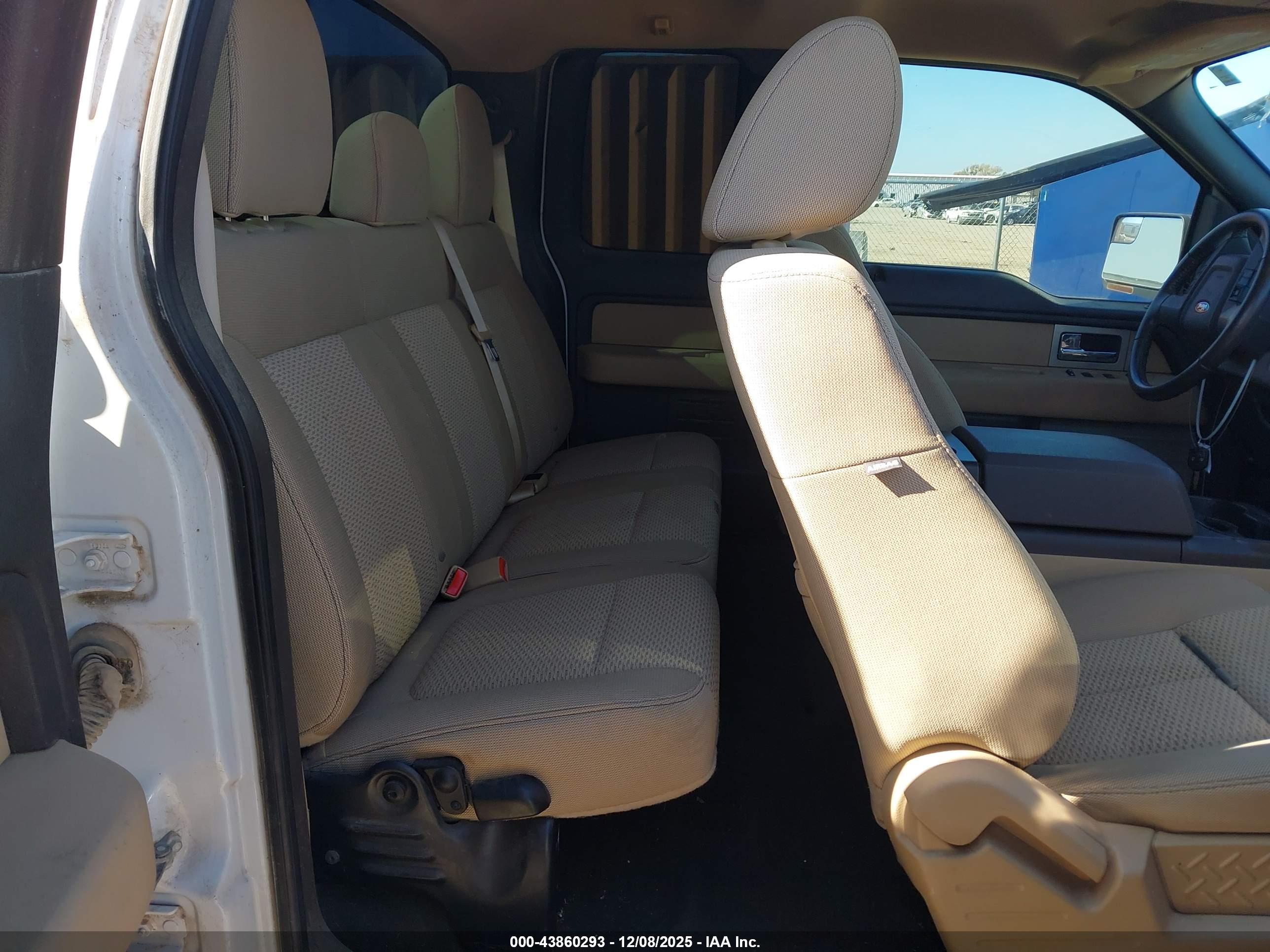 FORD F-150 image 8