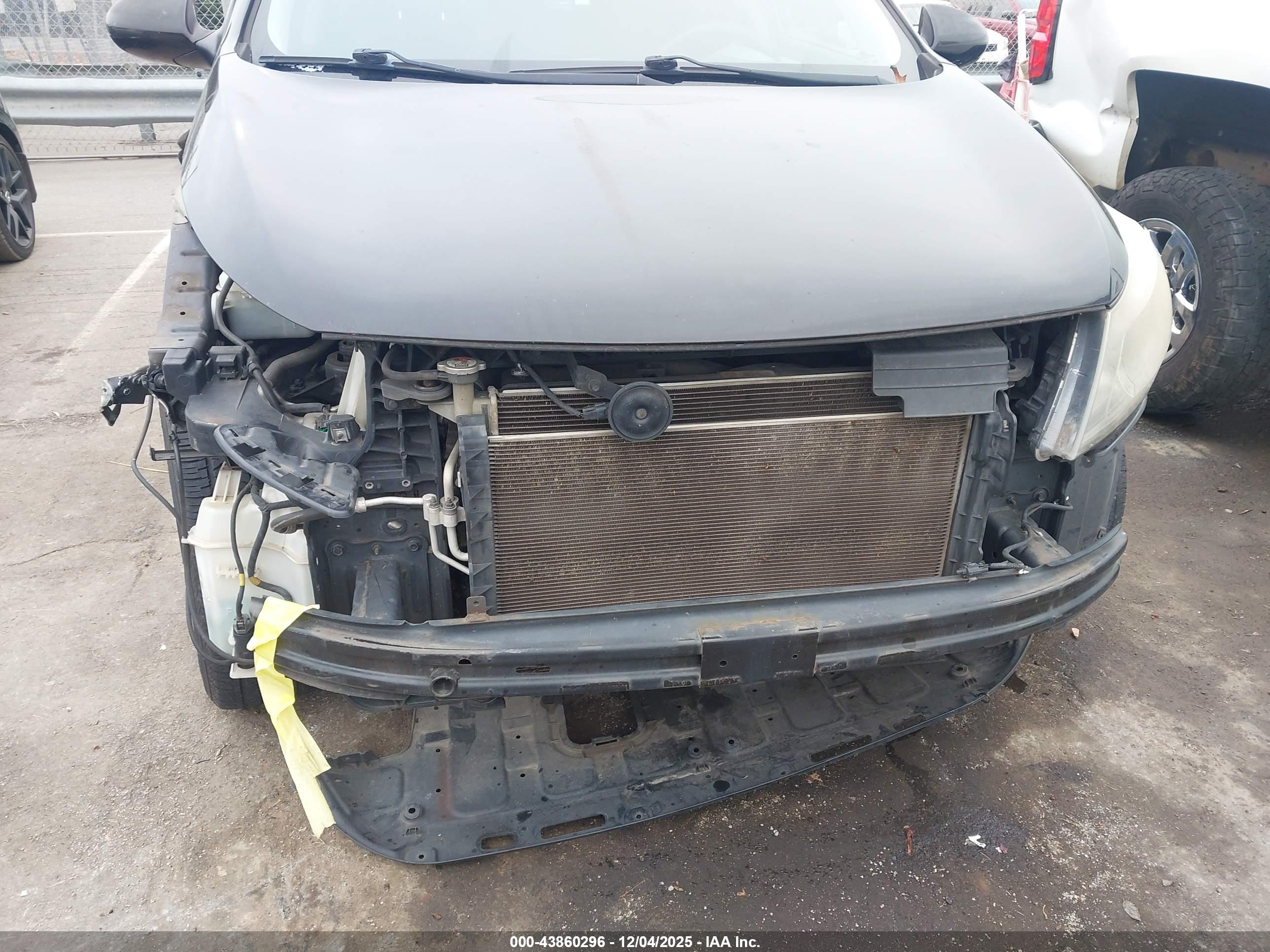 KIA SPORTAGE image 6