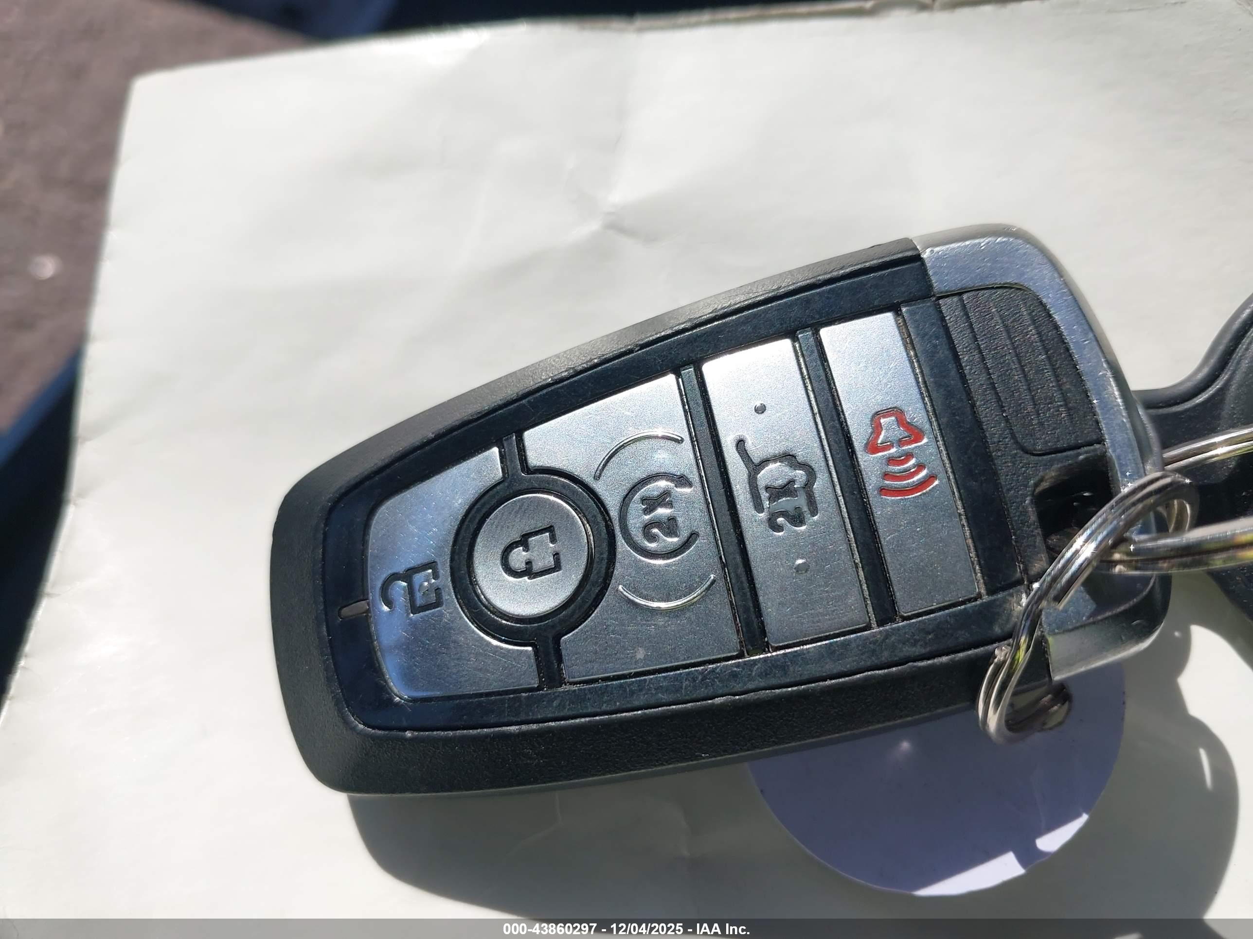 FORD EXPLORER image 11