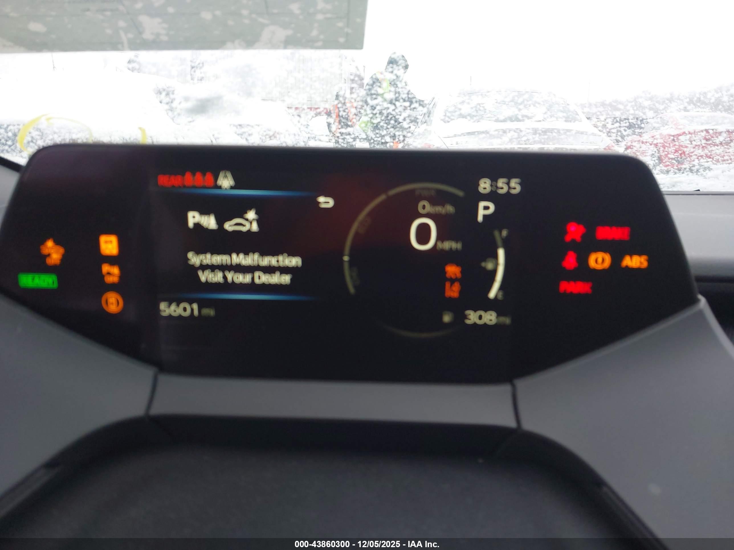 TOYOTA PRIUS image 7