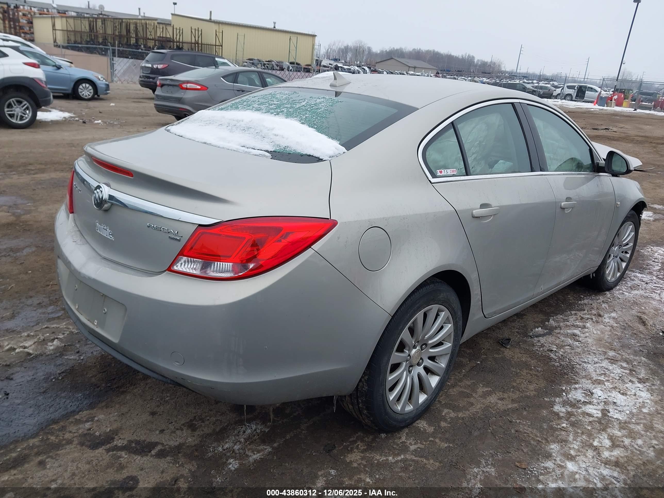 BUICK REGAL image 4