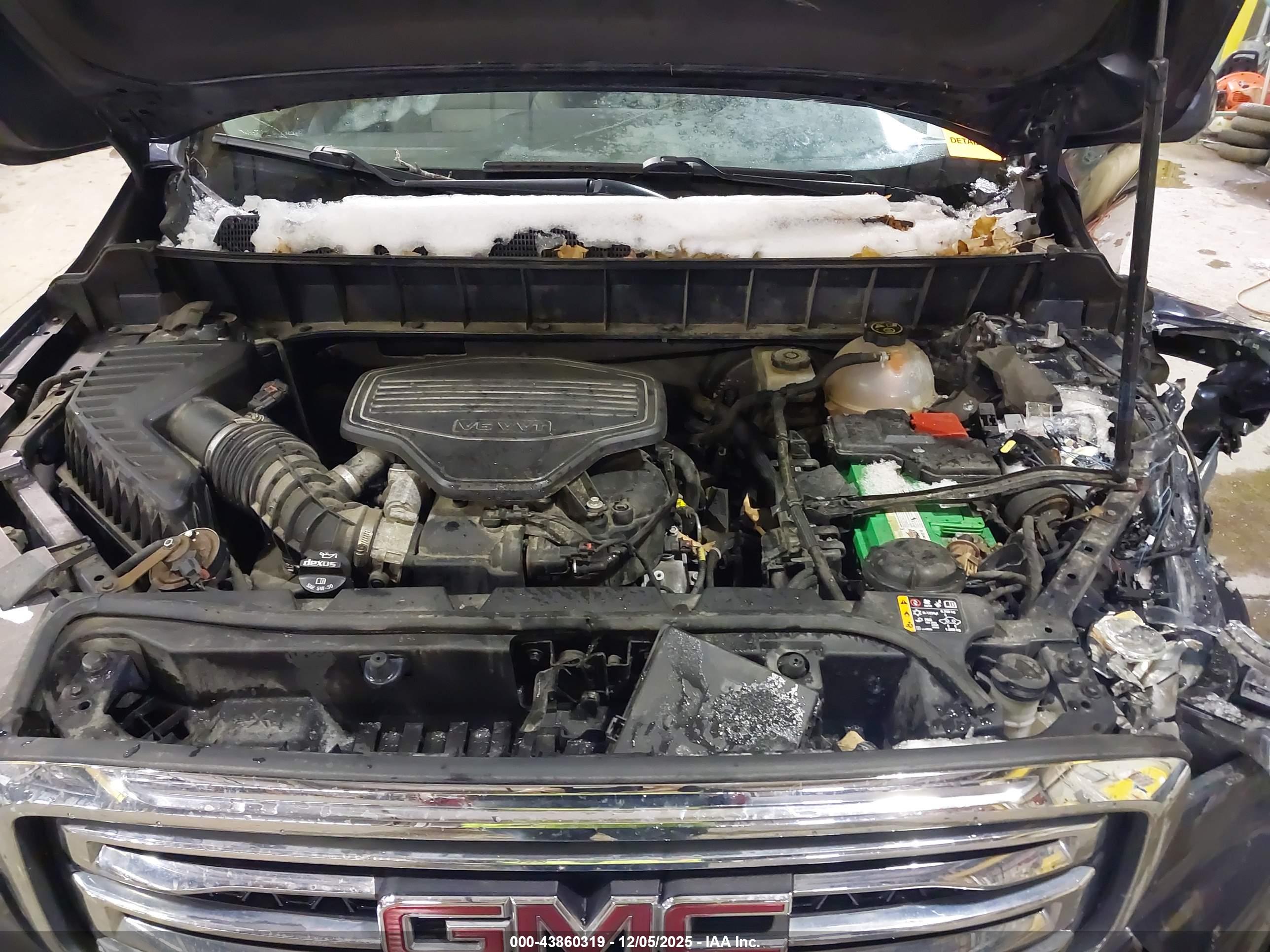 GMC ACADIA image 10
