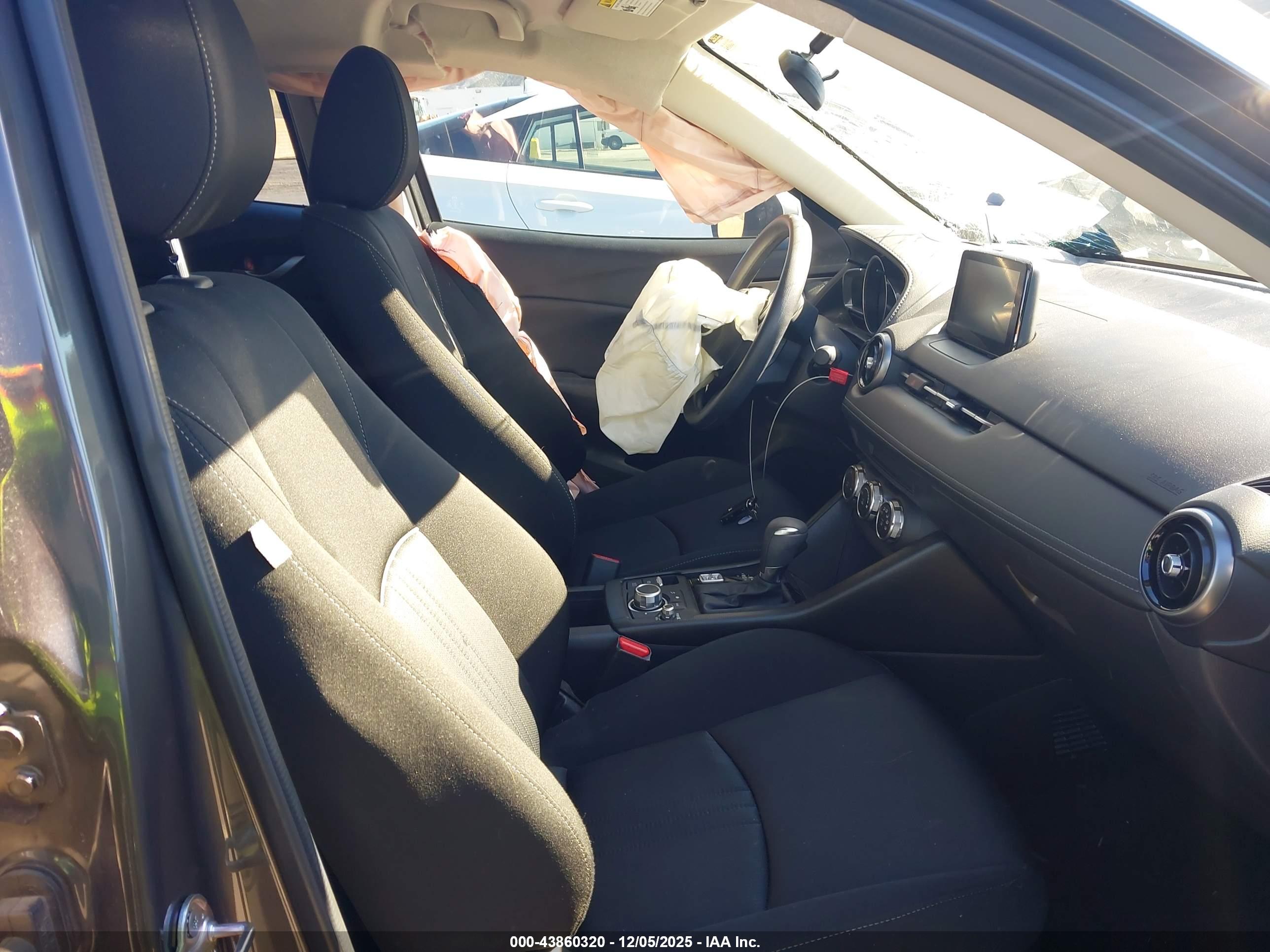 MAZDA CX-3 image 5