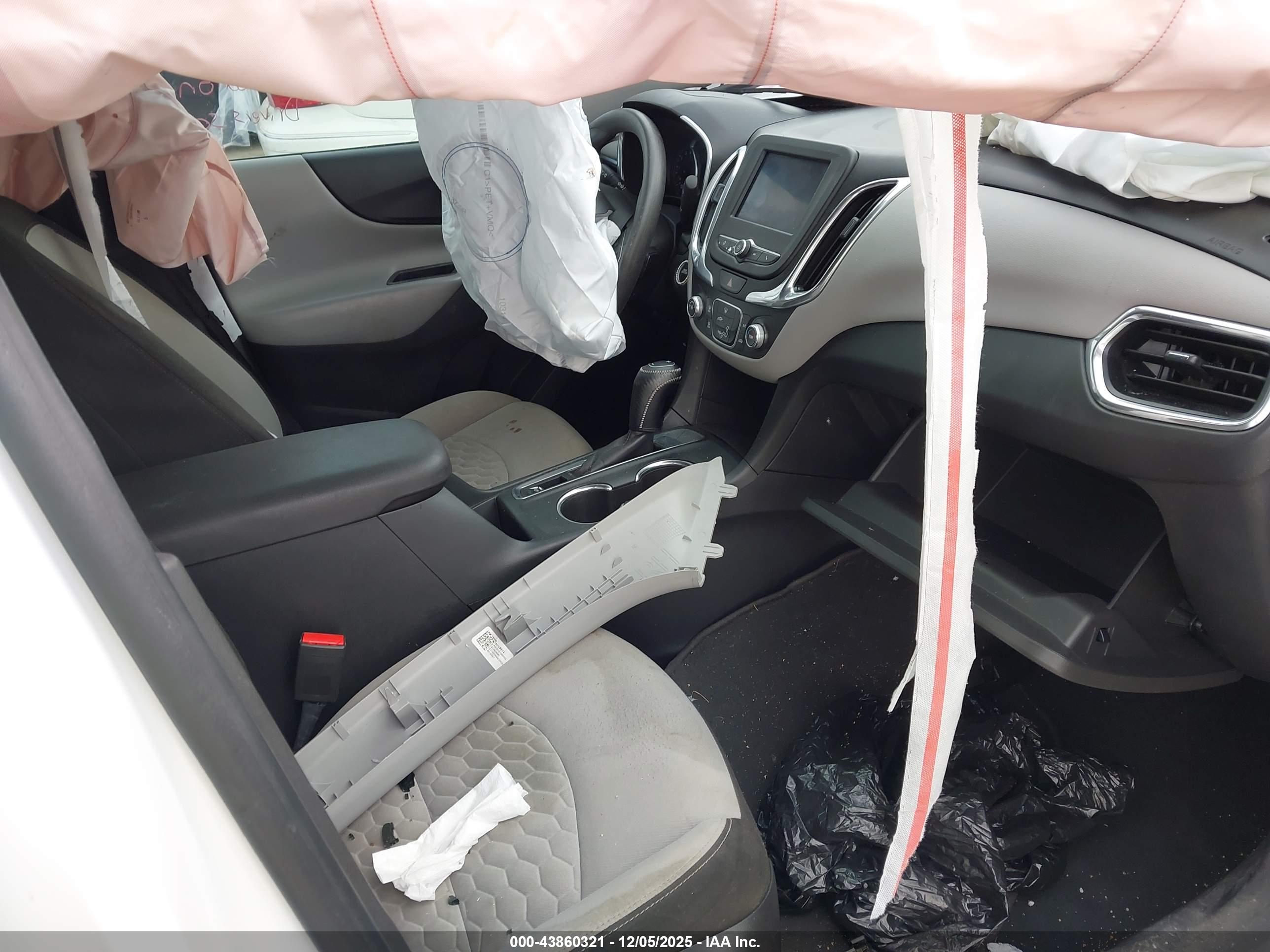 CHEVROLET EQUINOX image 5