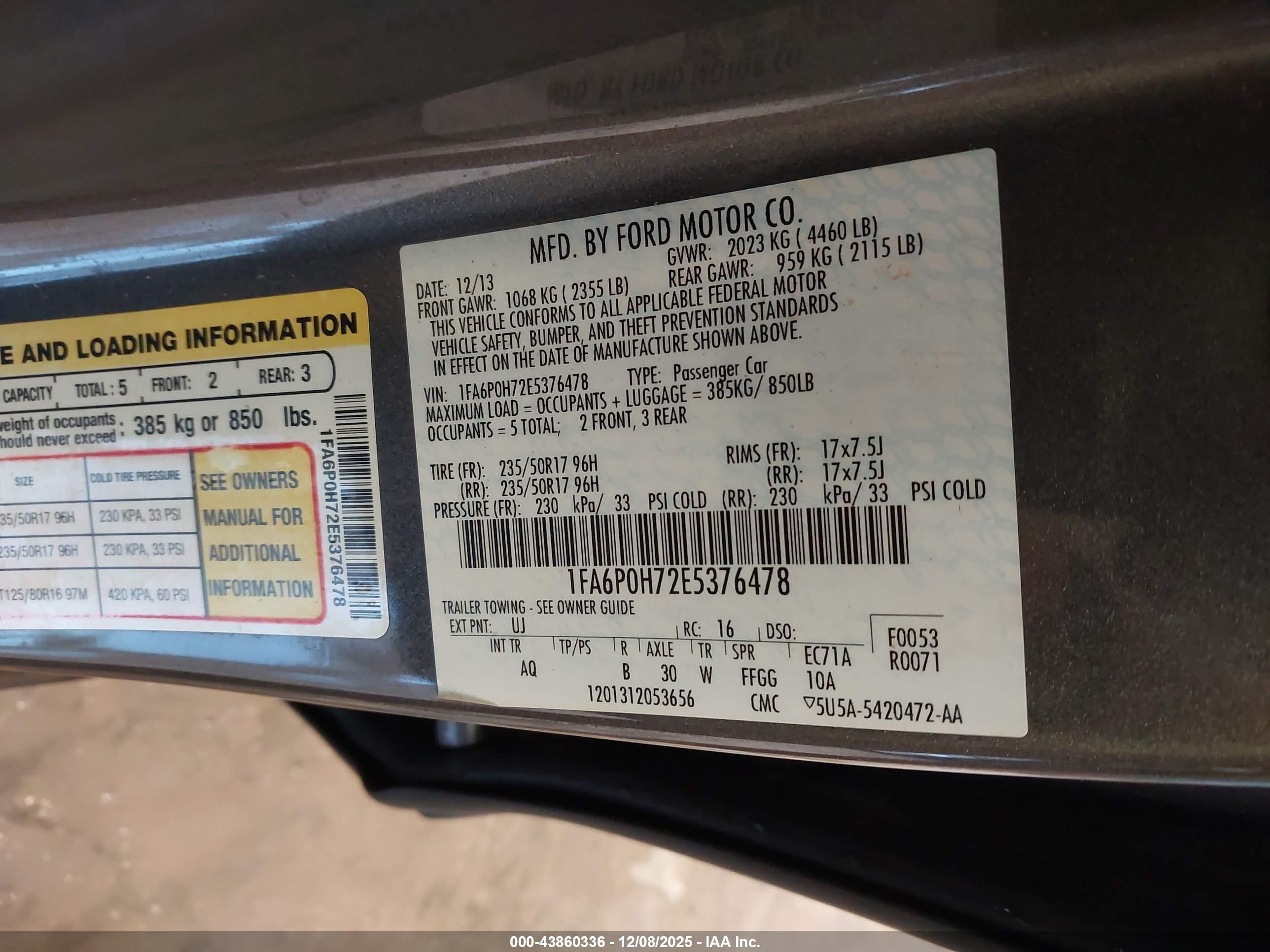 FORD FUSION image 9