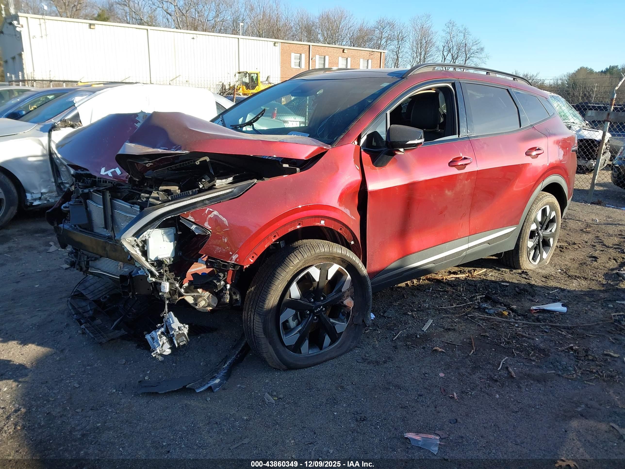 KIA SPORTAGE image 2