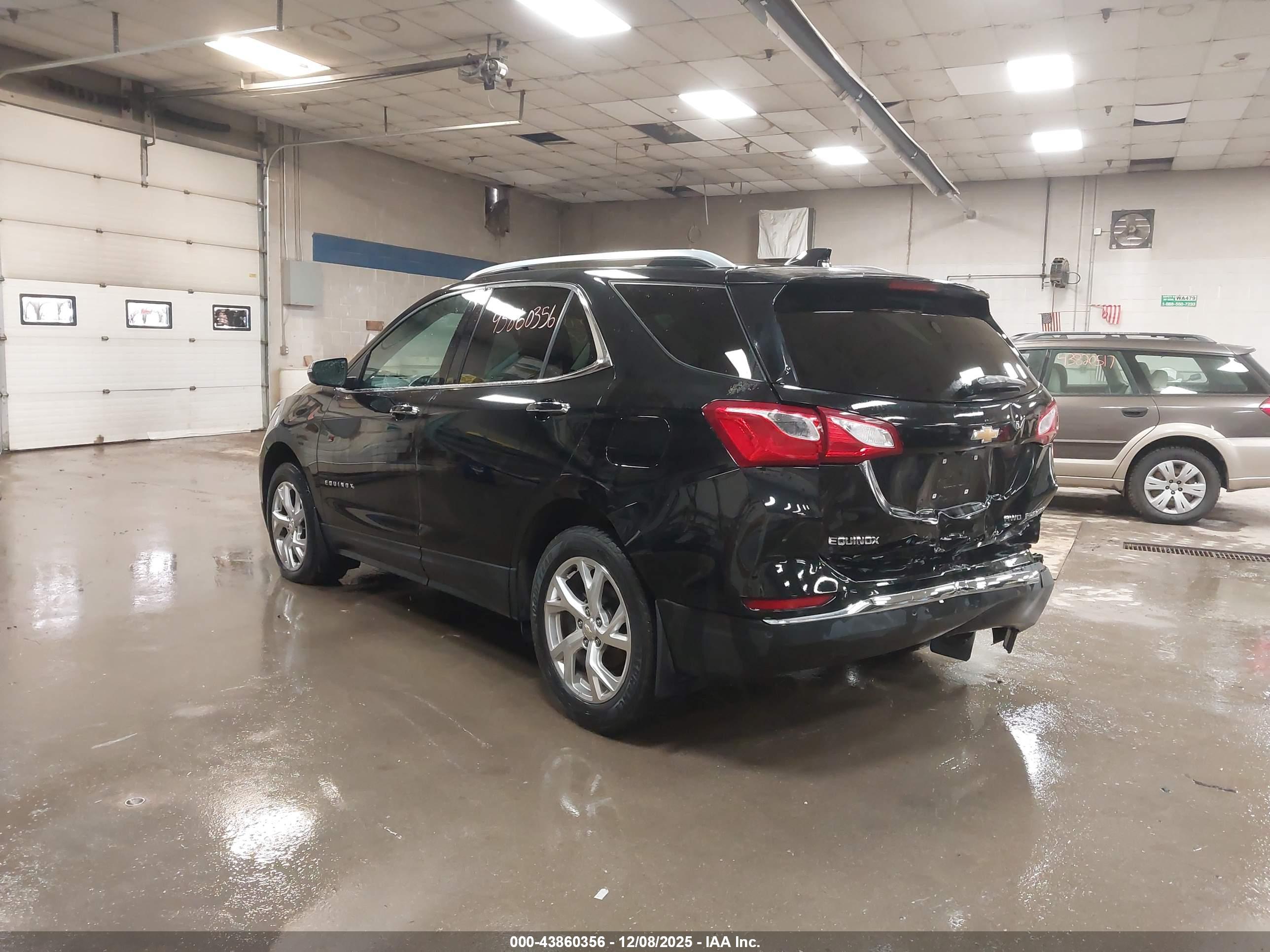 CHEVROLET EQUINOX image 3