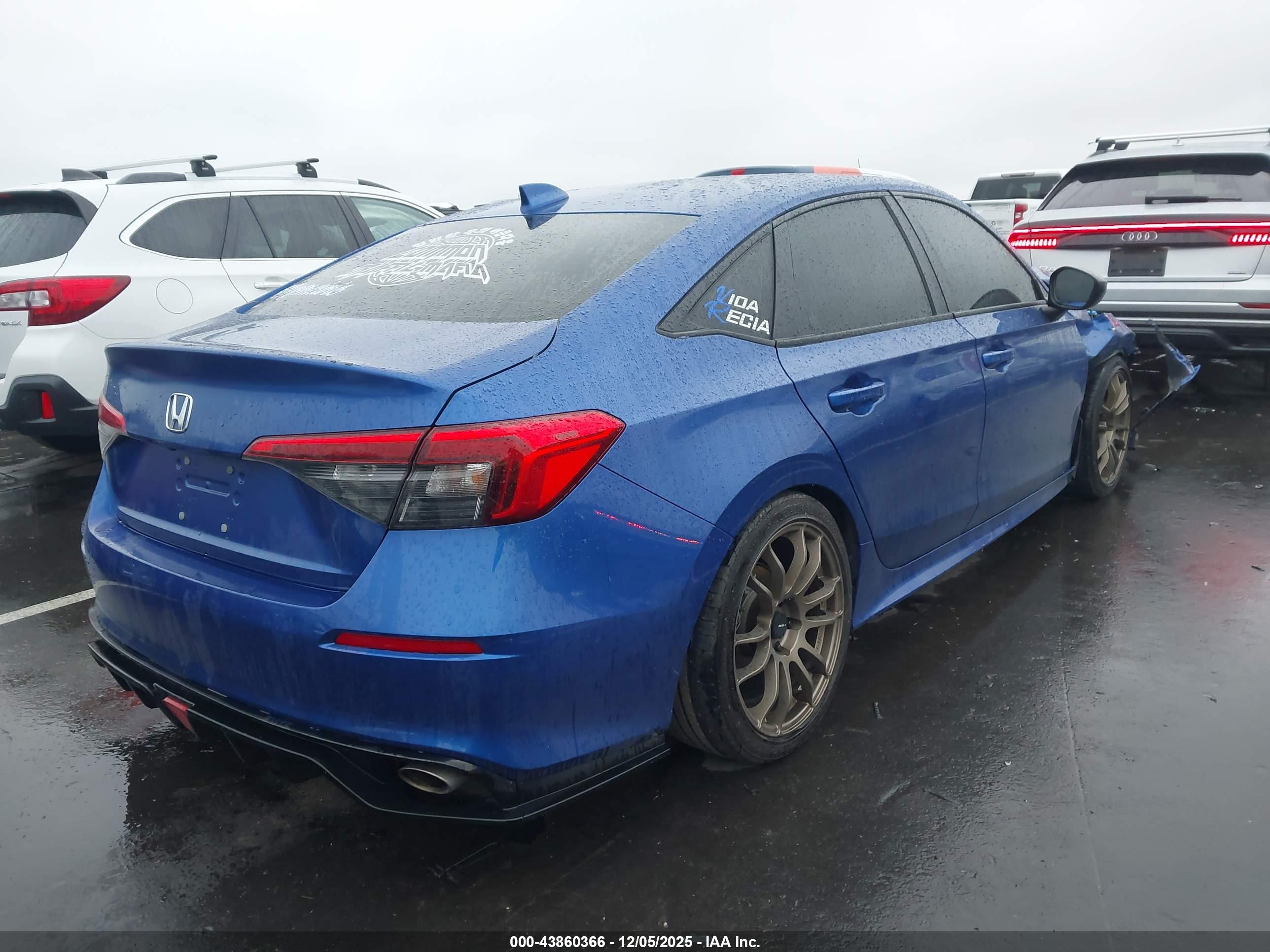 HONDA CIVIC image 4