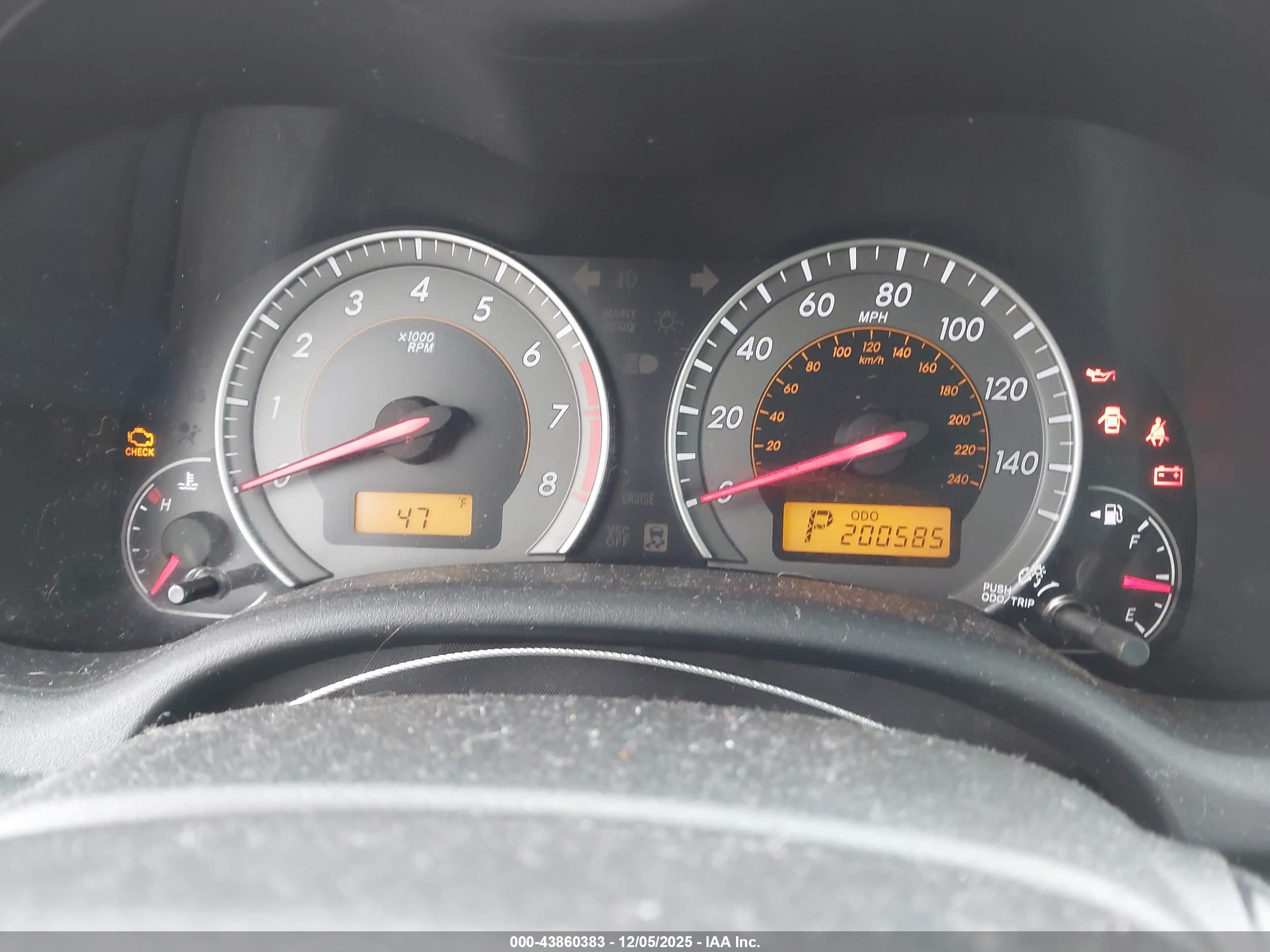 TOYOTA COROLLA image 7
