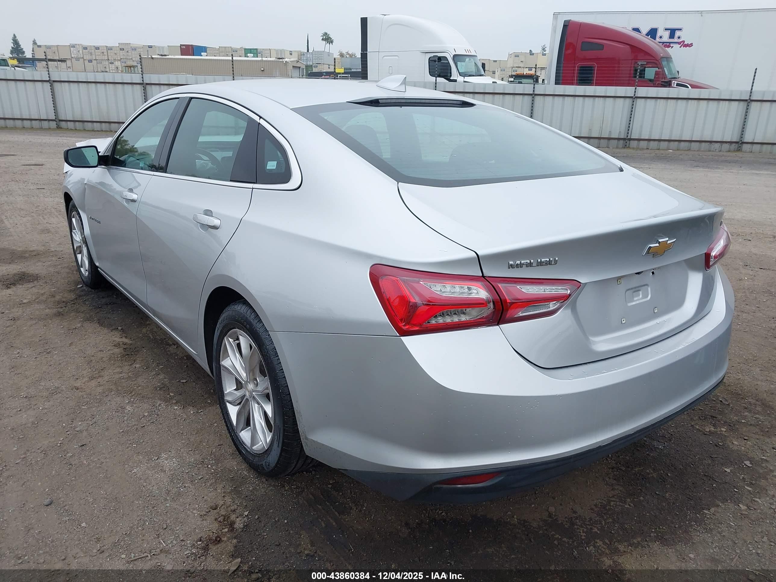 CHEVROLET MALIBU image 3