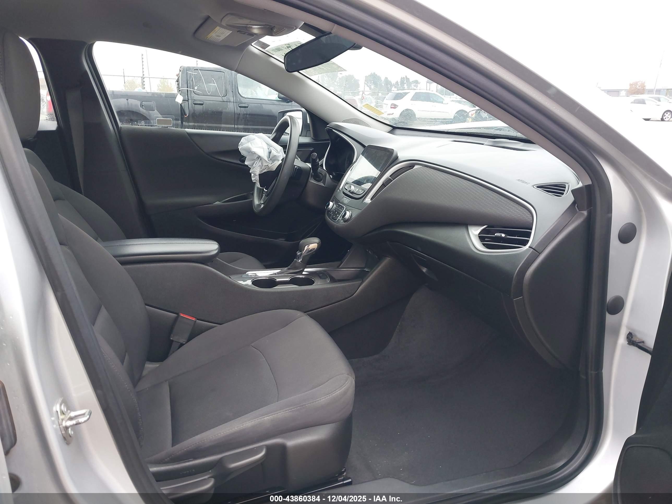CHEVROLET MALIBU image 5