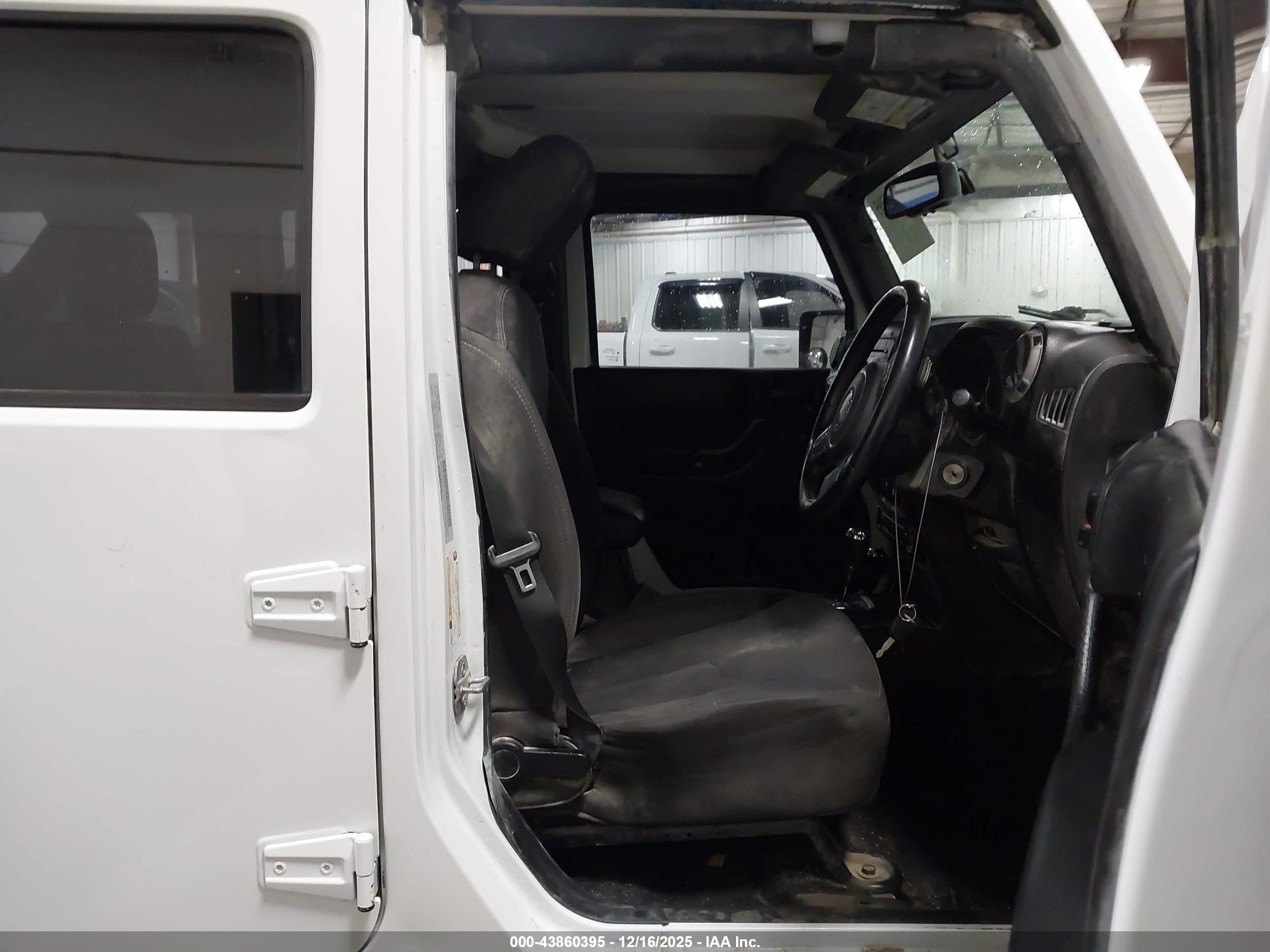 JEEP WRANGLER image 5