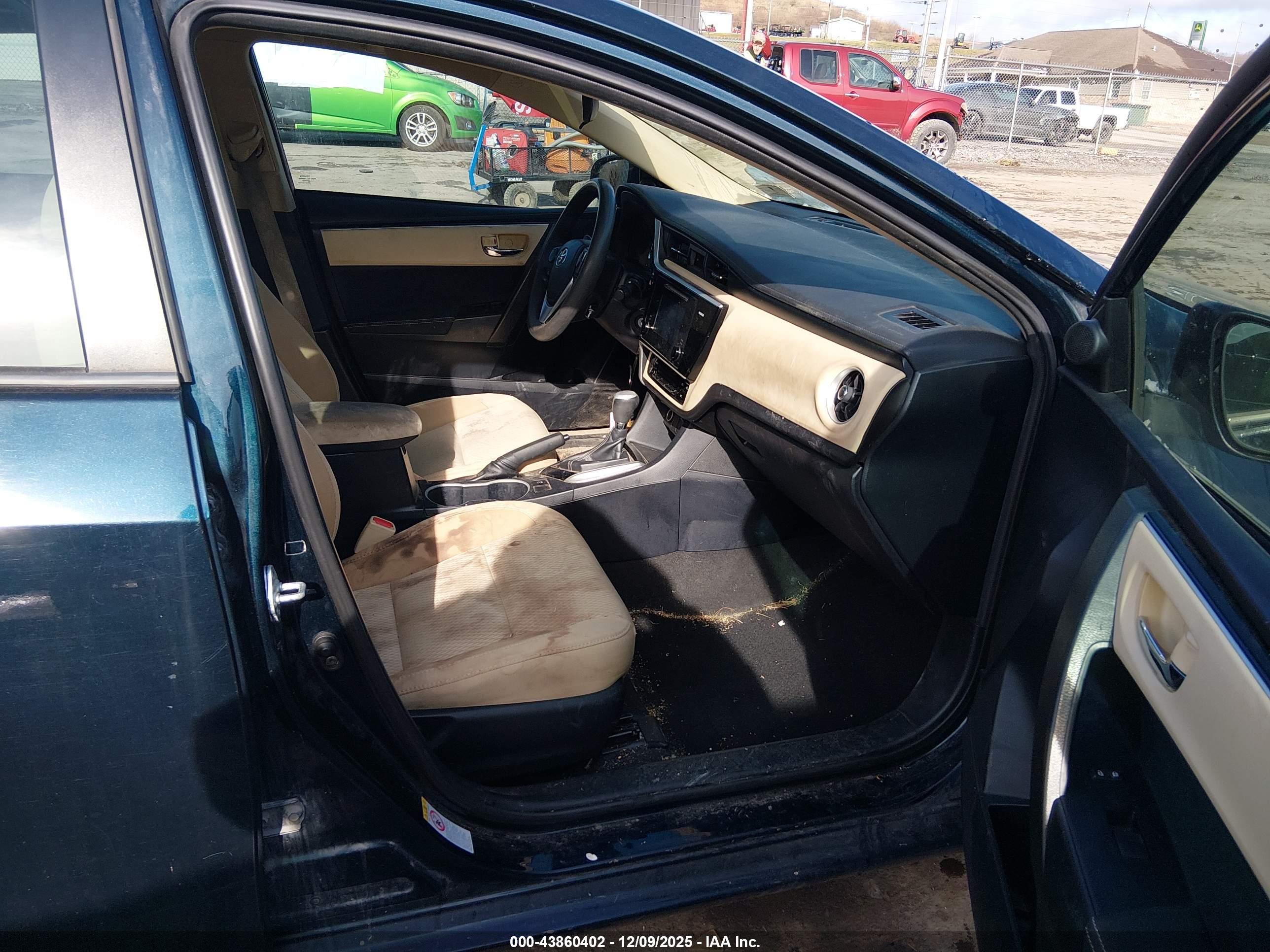 TOYOTA COROLLA image 5