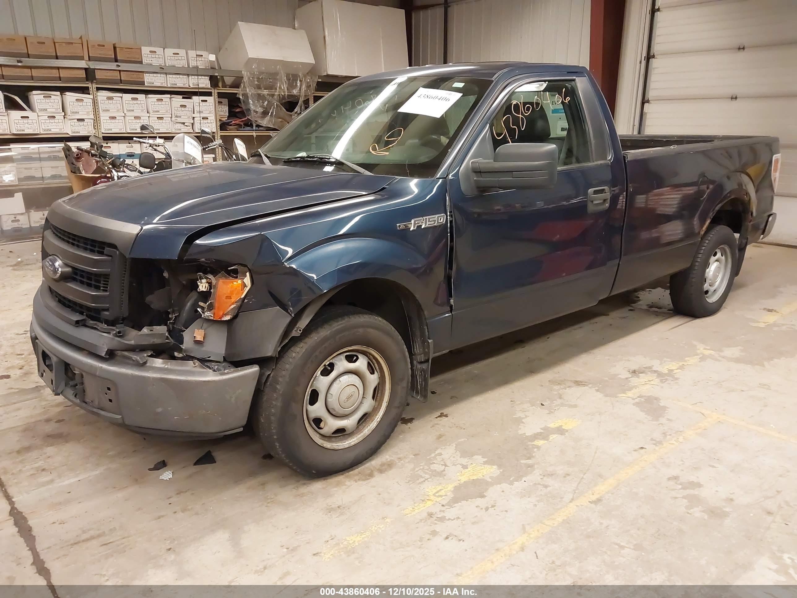 FORD F-150 image 2