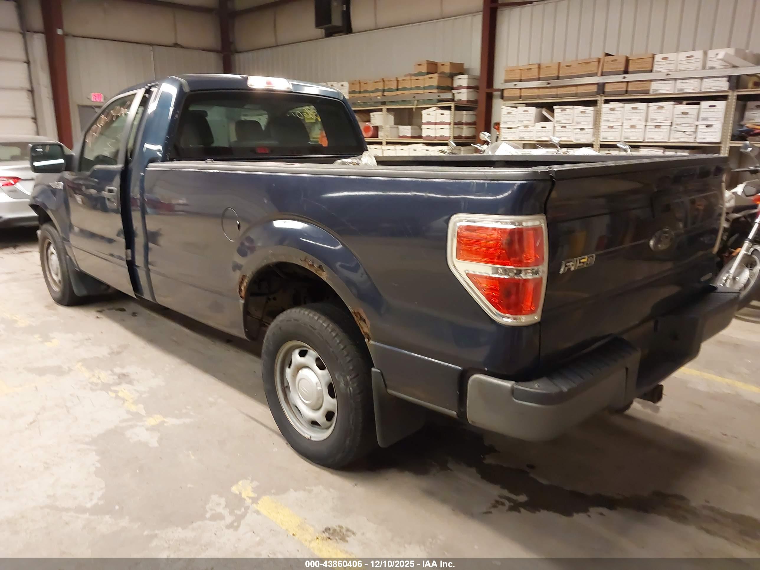 FORD F-150 image 3
