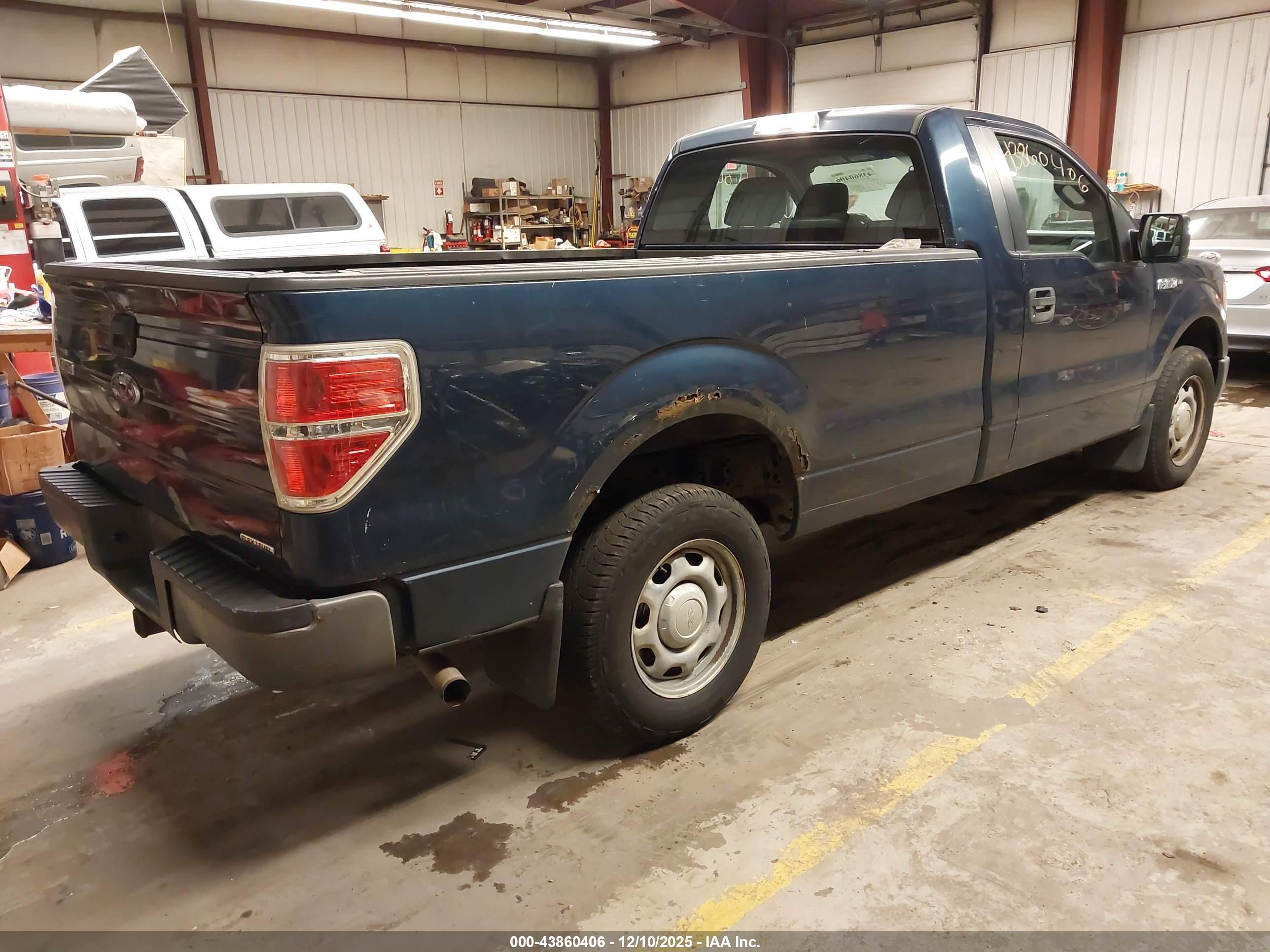 FORD F-150 image 4