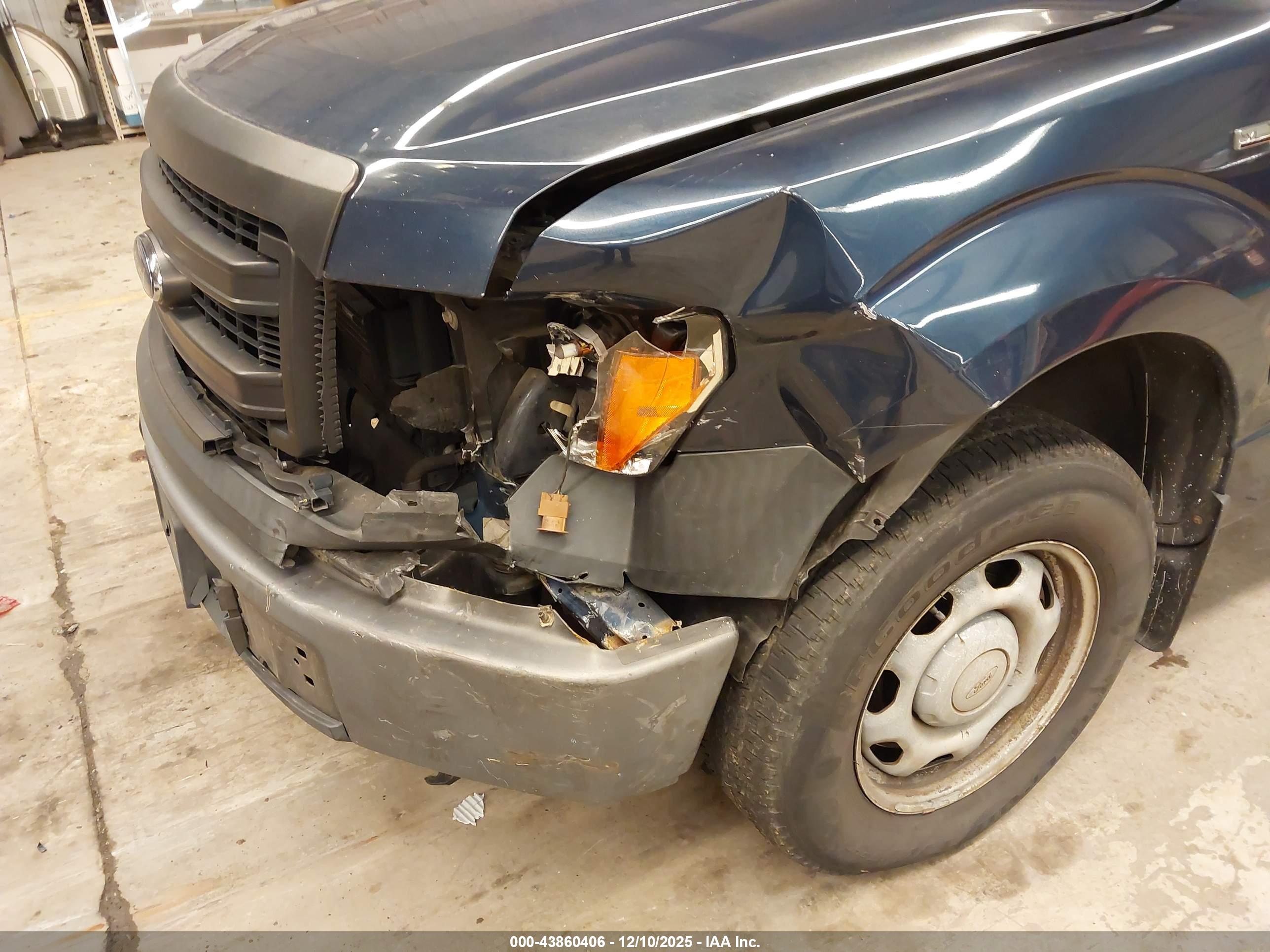 FORD F-150 image 6