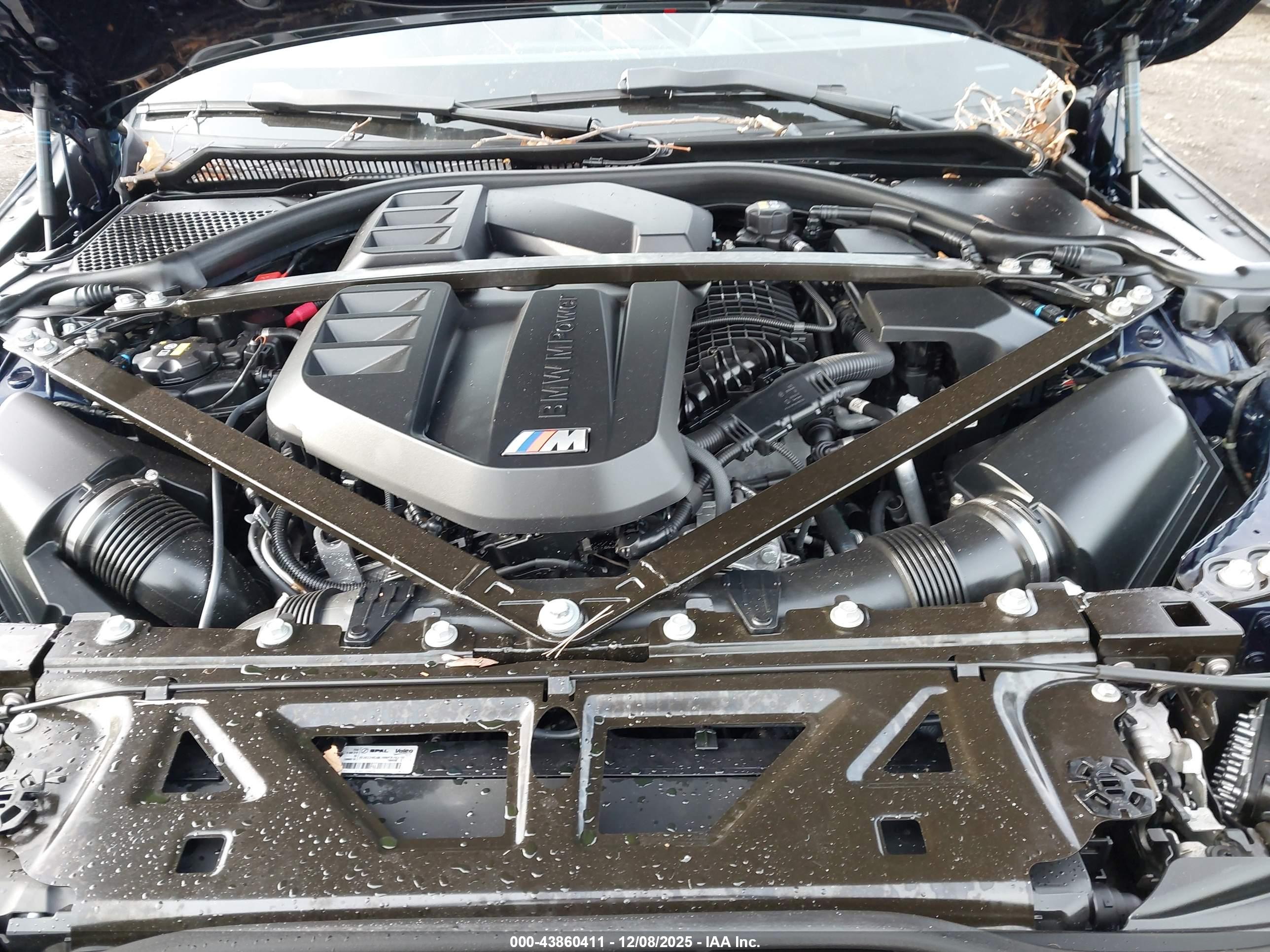 BMW M4 image 10