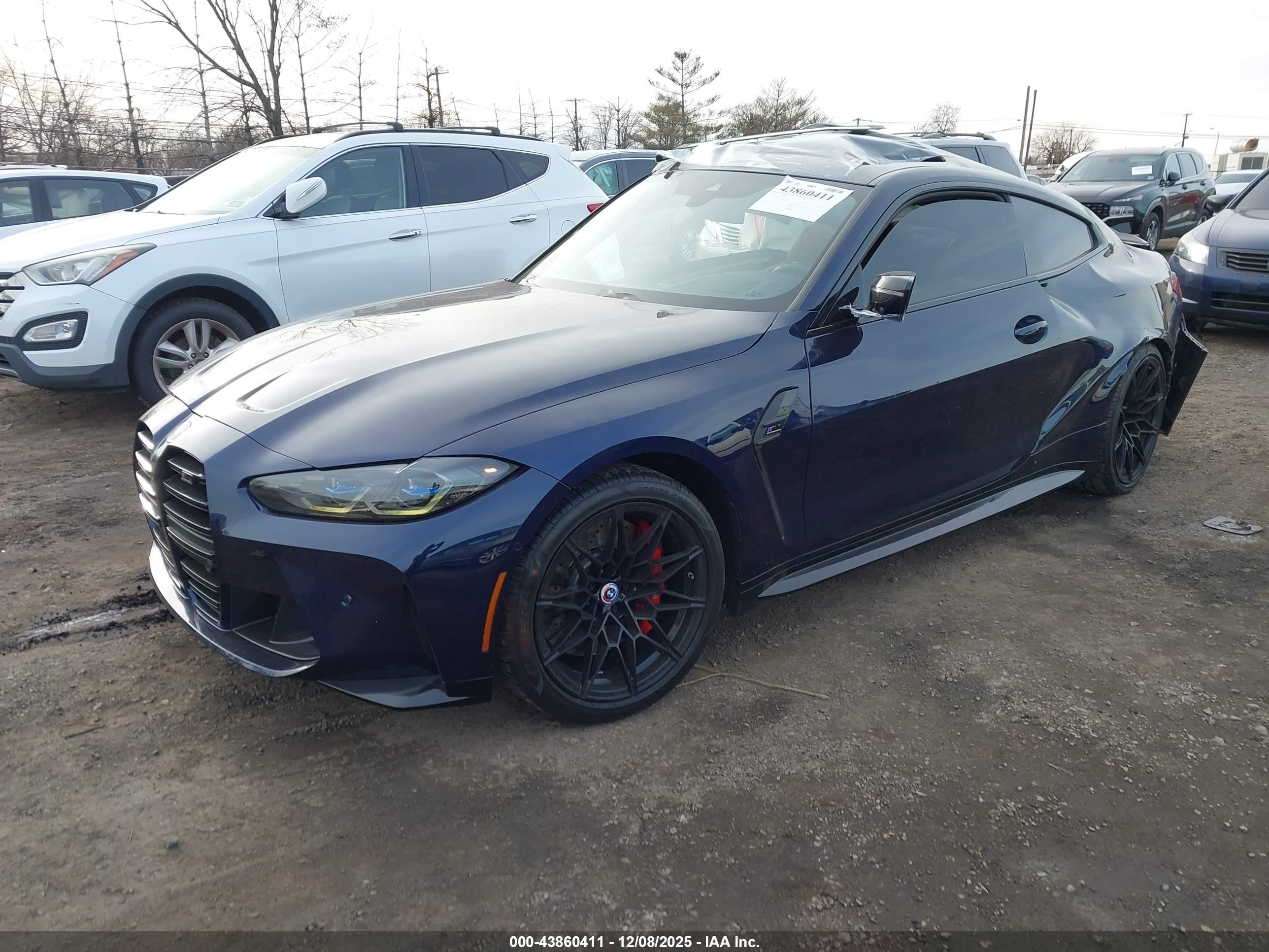 BMW M4 image 2