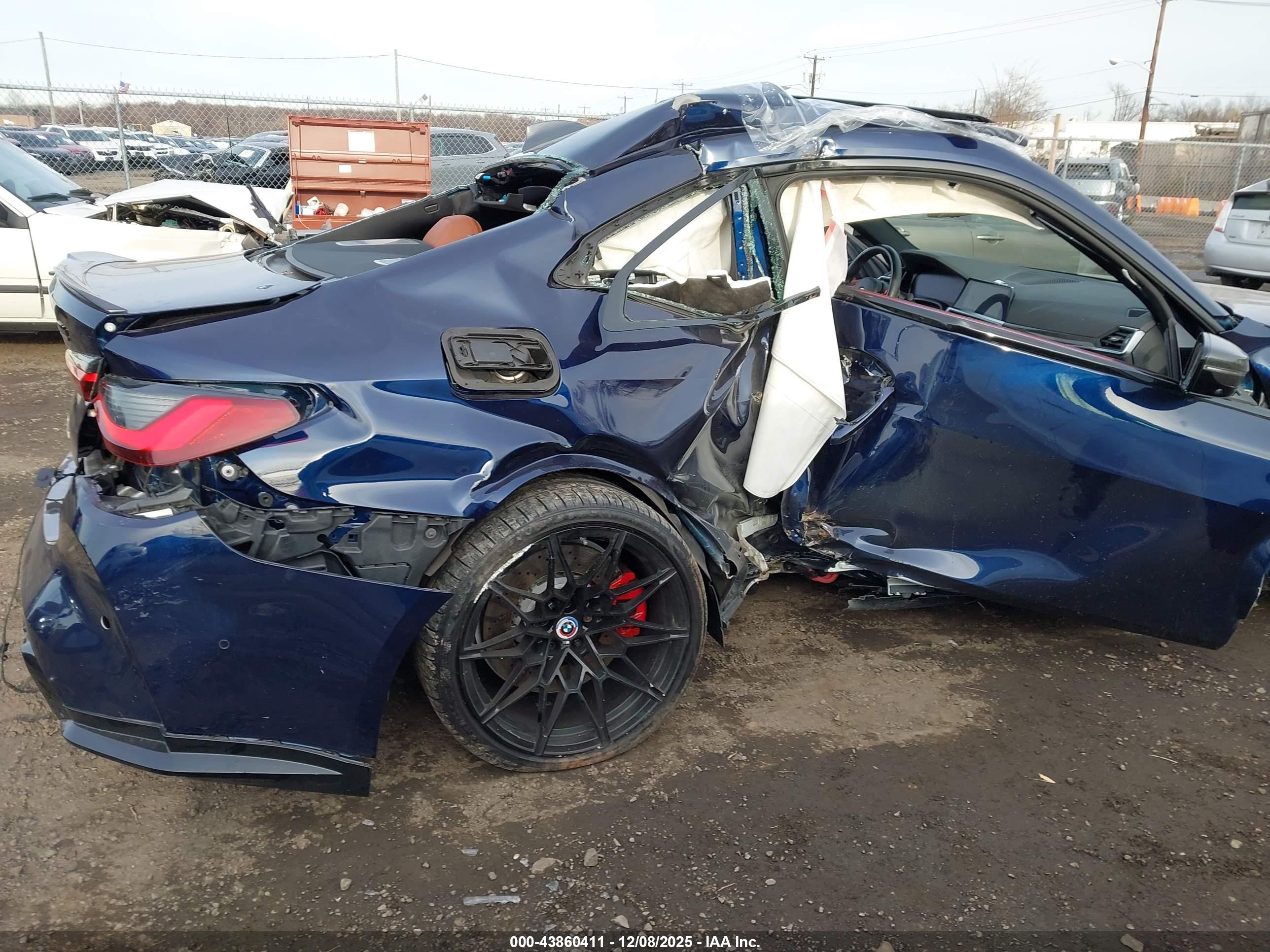 BMW M4 image 6
