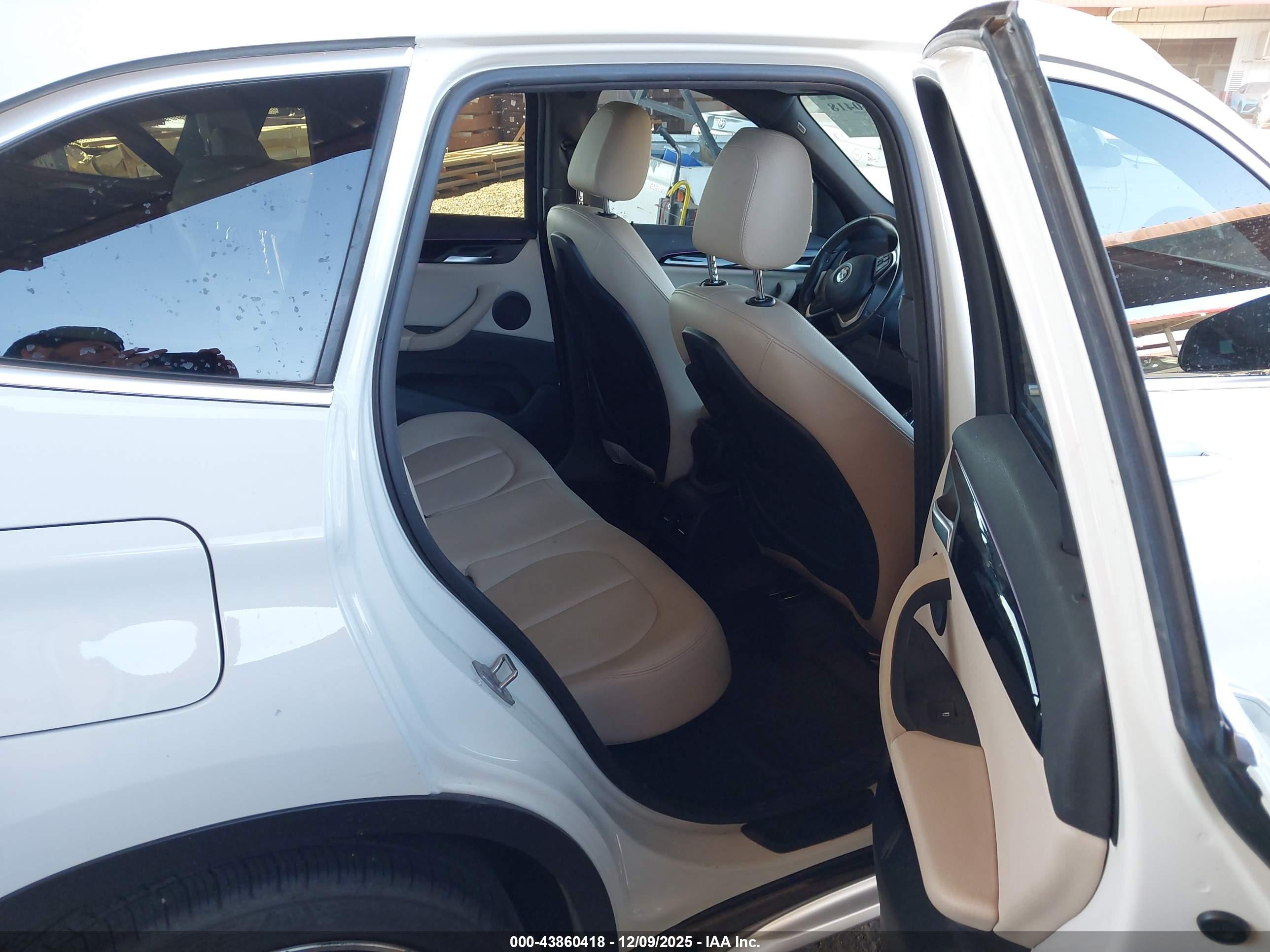 BMW X1 image 8