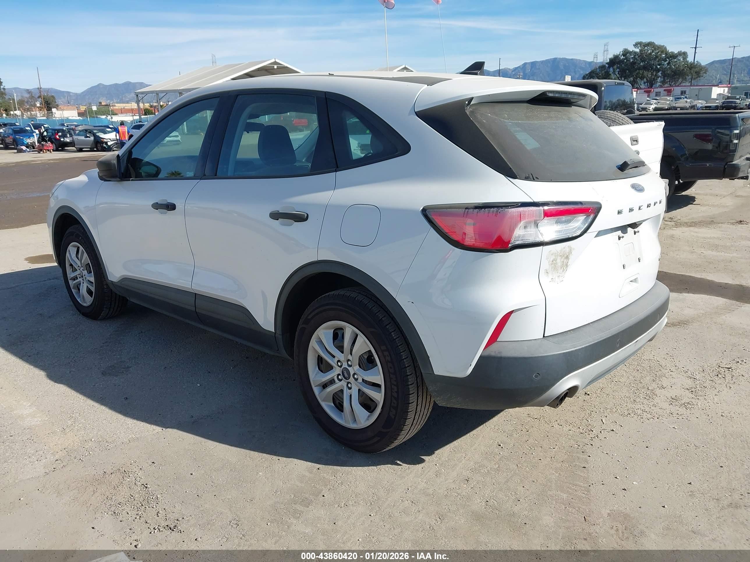 FORD ESCAPE image 3