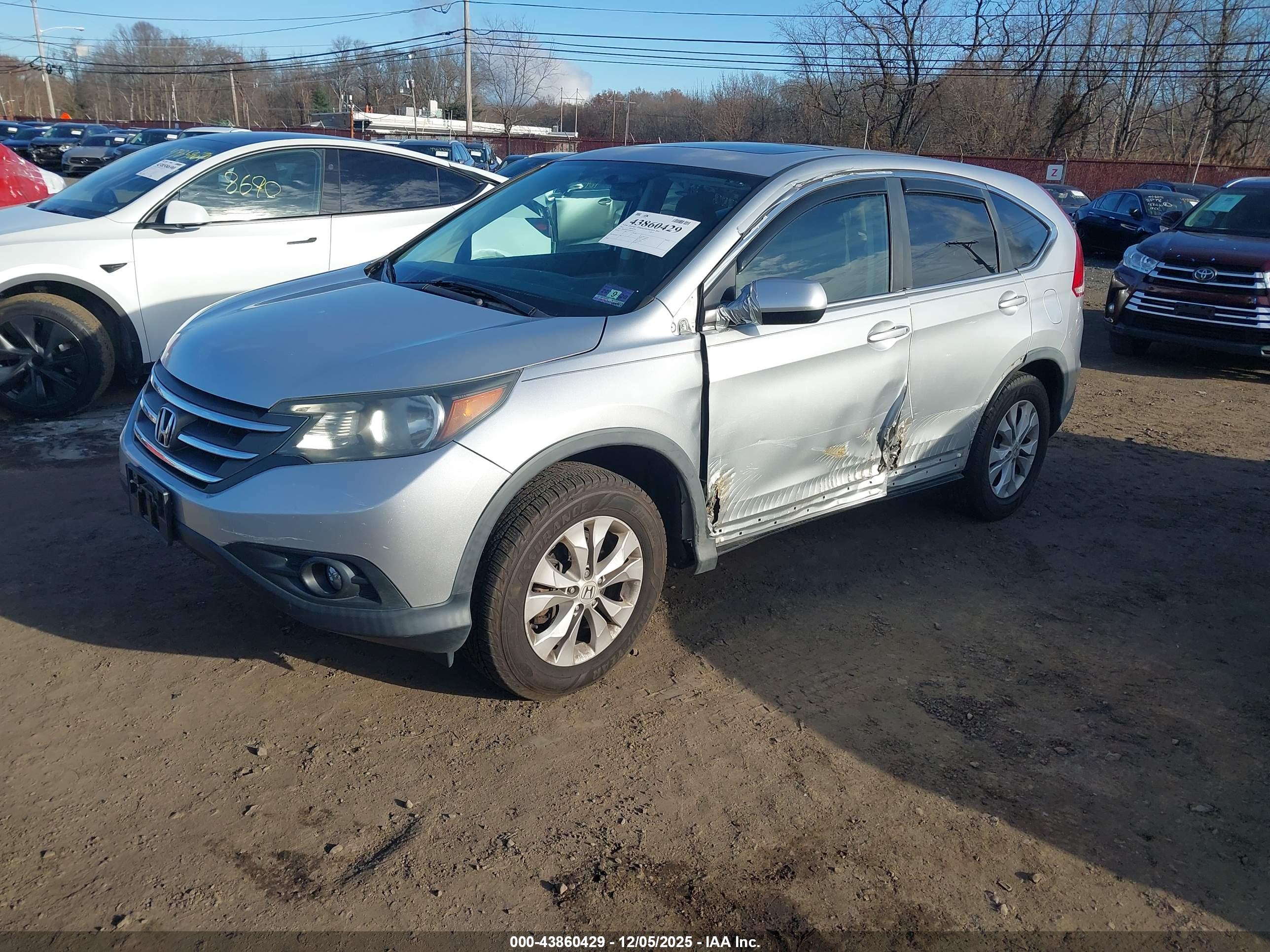 HONDA CR-V image 2