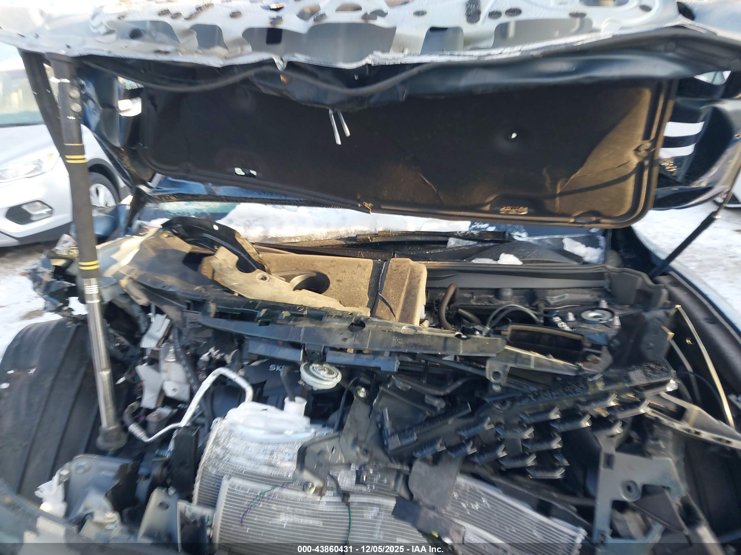 MAZDA CX-50 image 10