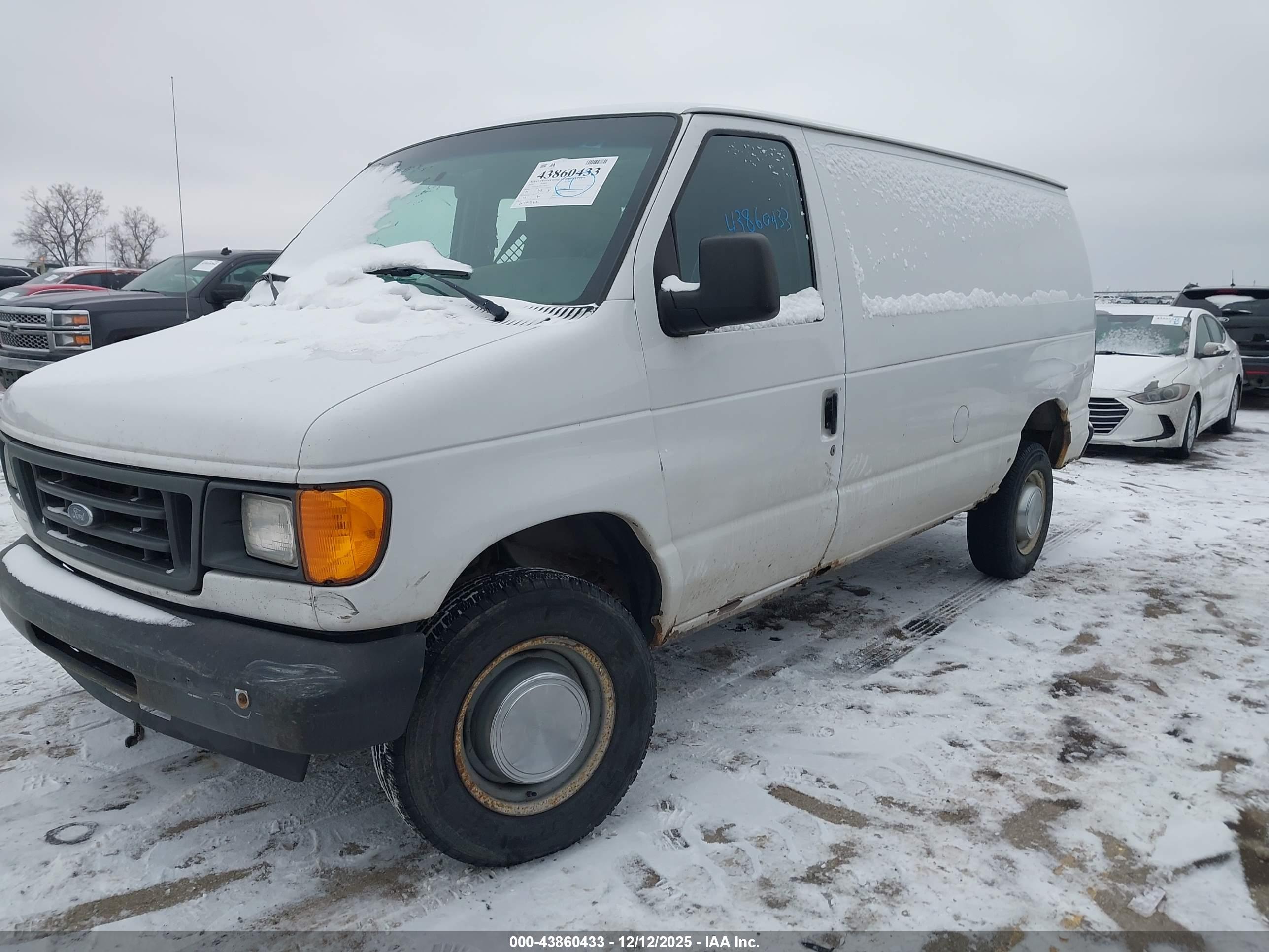 FORD E-250 image 2