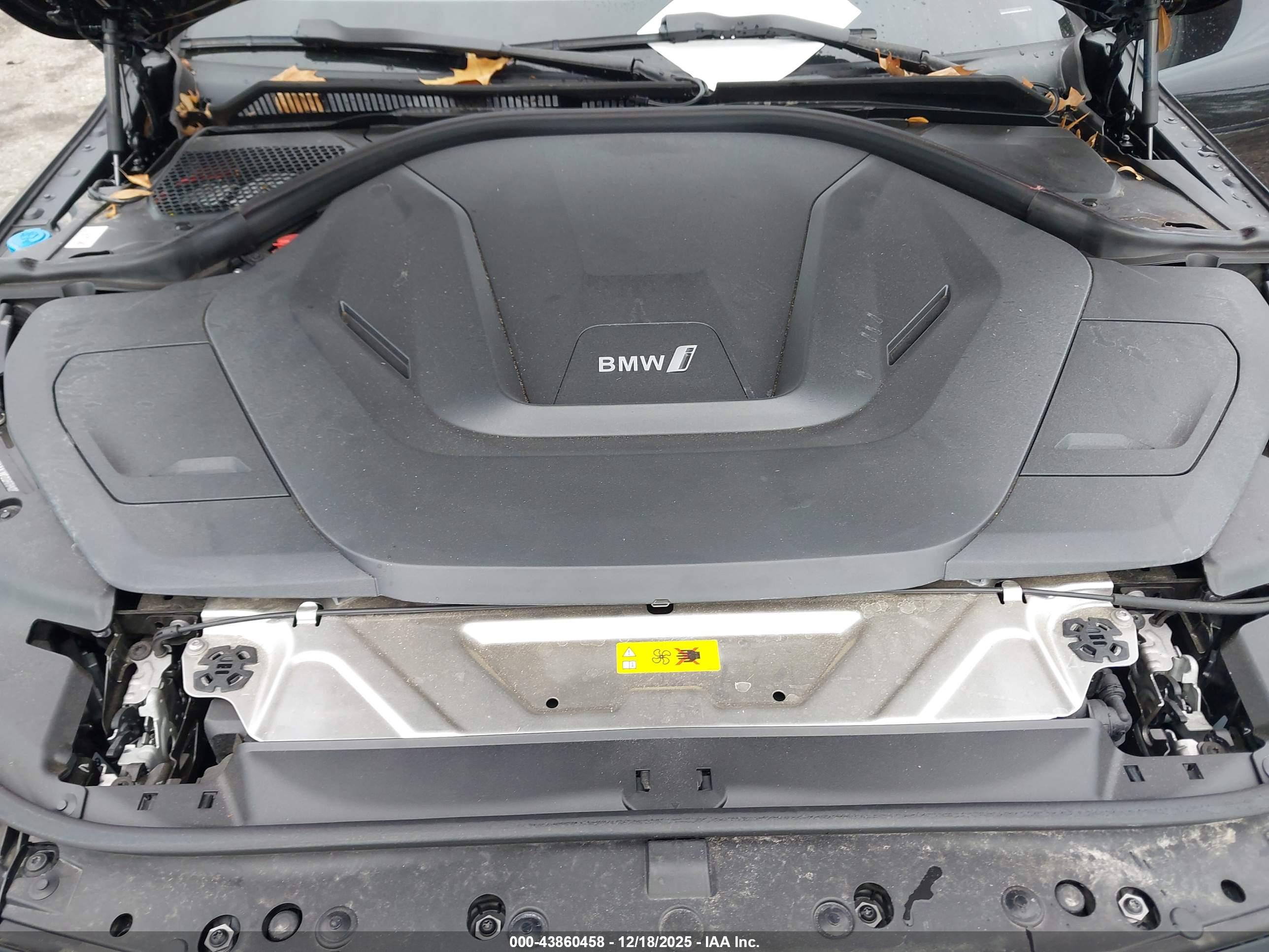 BMW I4 image 10