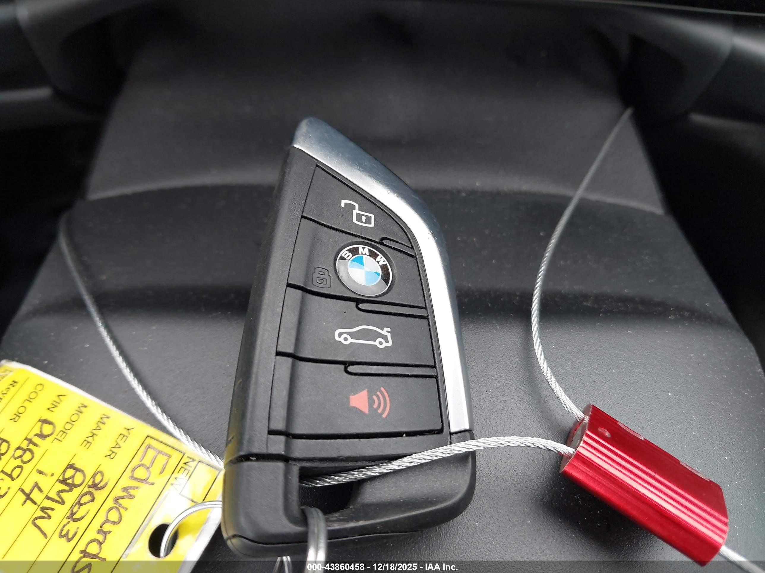BMW I4 image 11