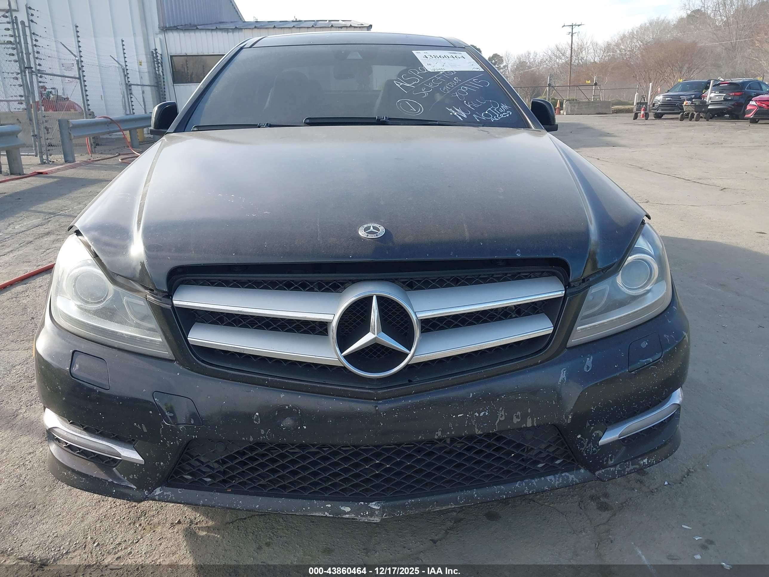 MERCEDES-BENZ C image 6
