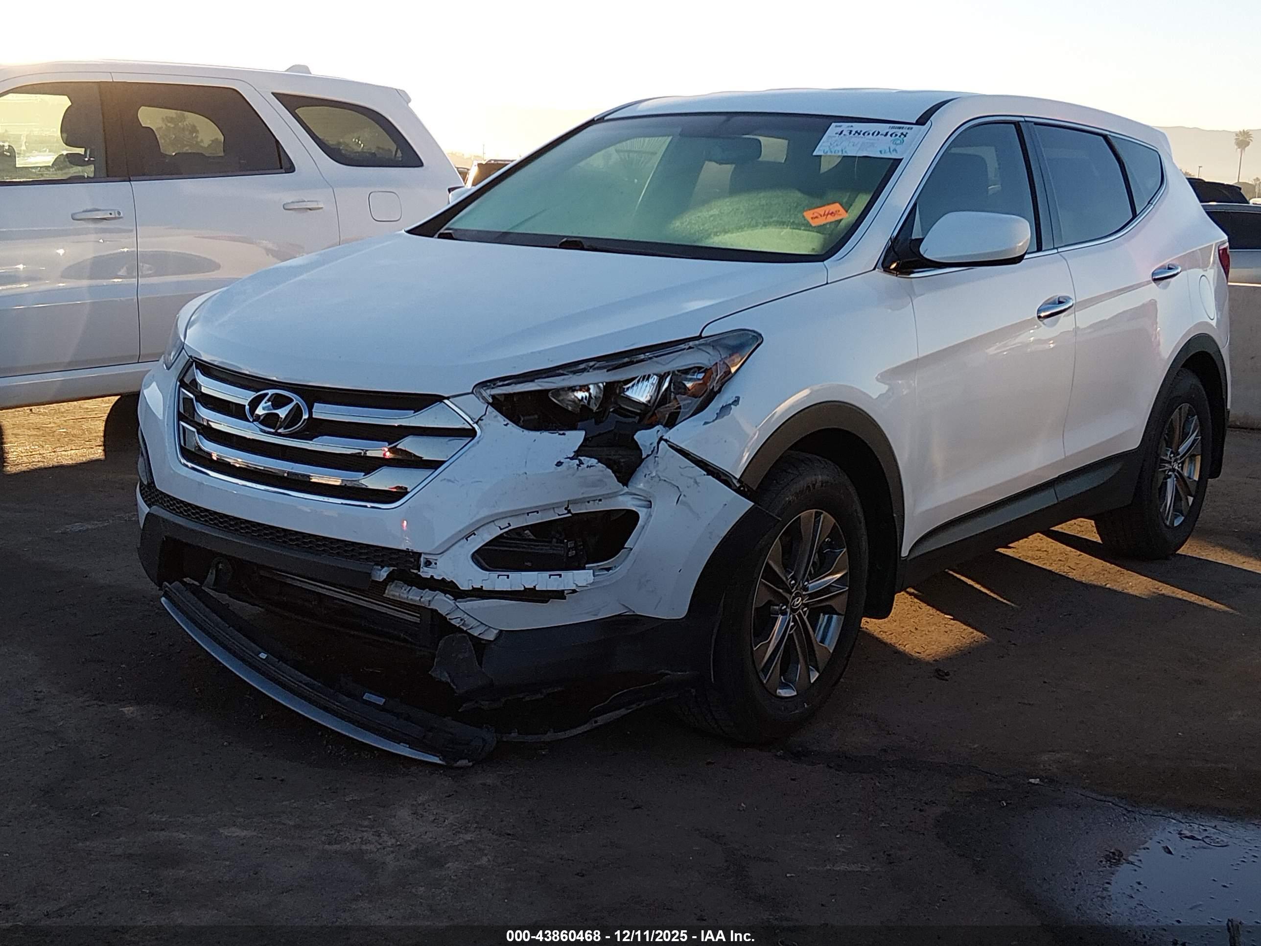 HYUNDAI SANTA image 6
