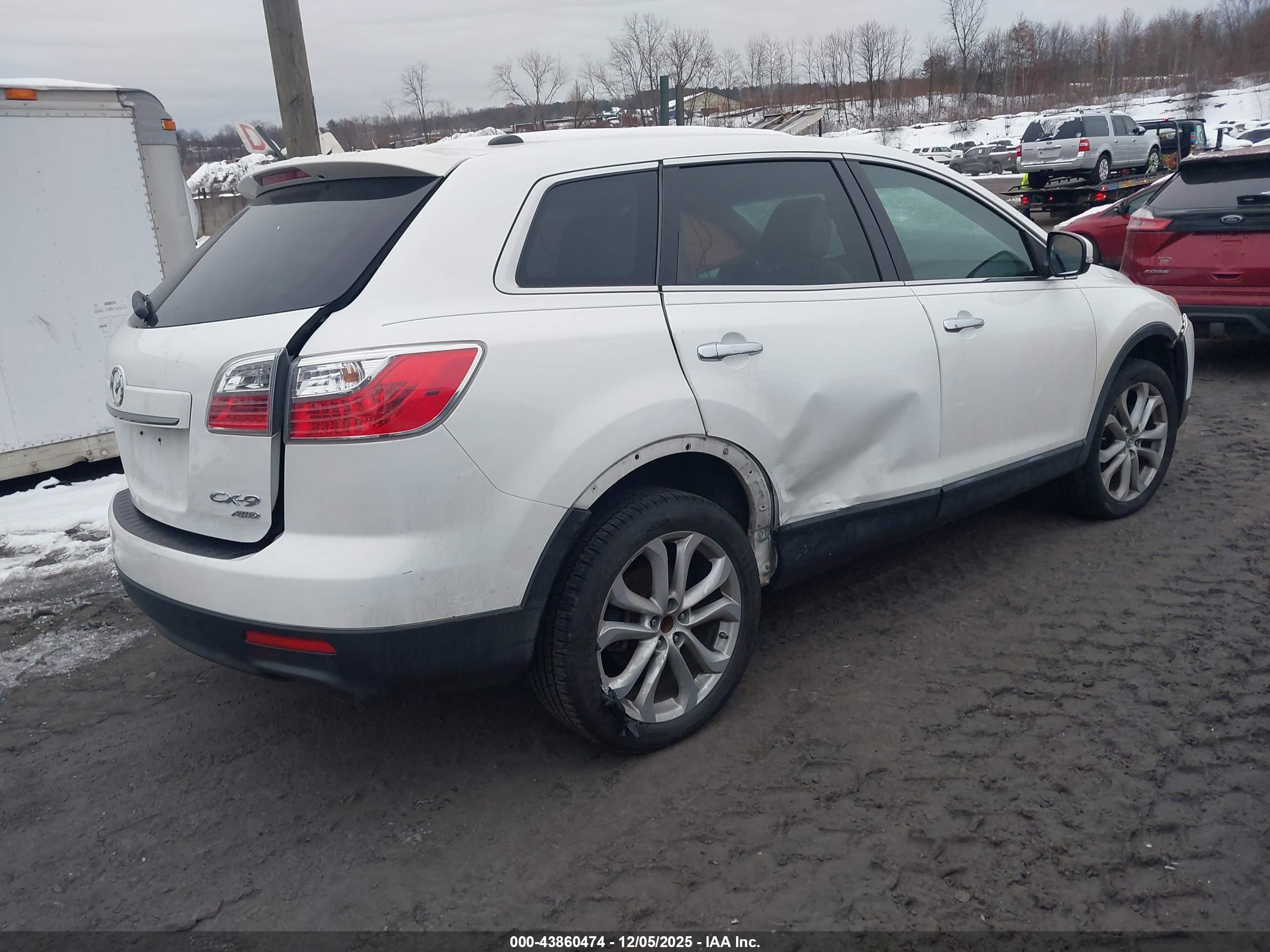MAZDA CX-9 image 4