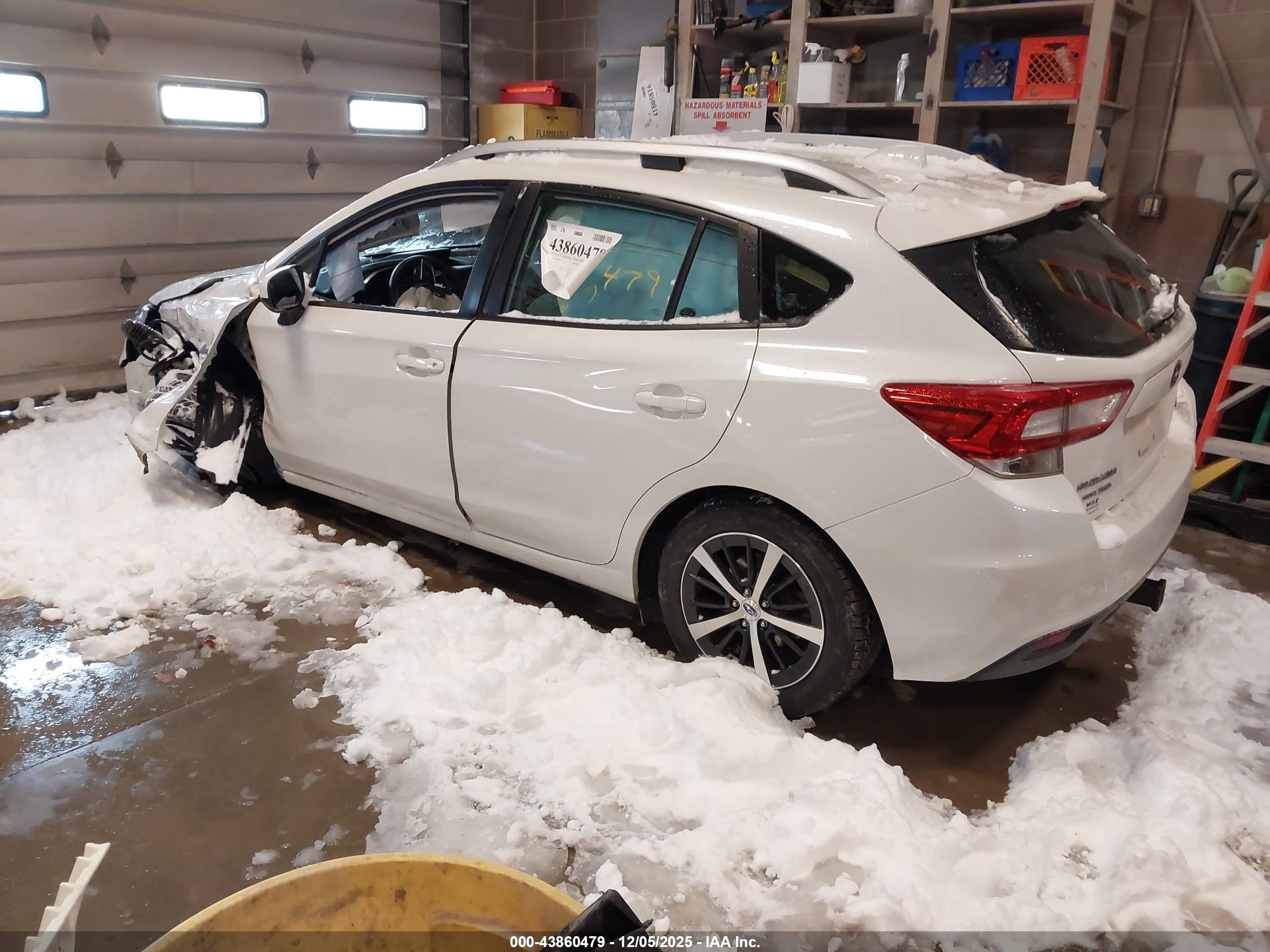 SUBARU IMPREZA image 3