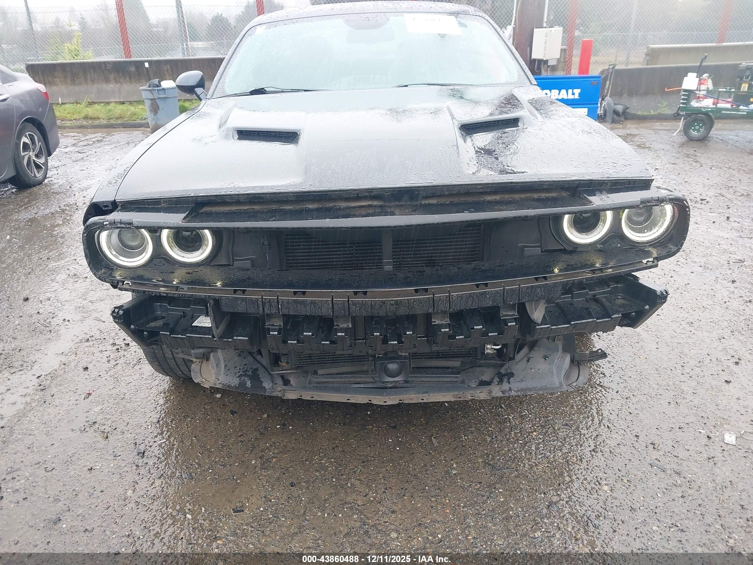DODGE CHALLENGER image 6