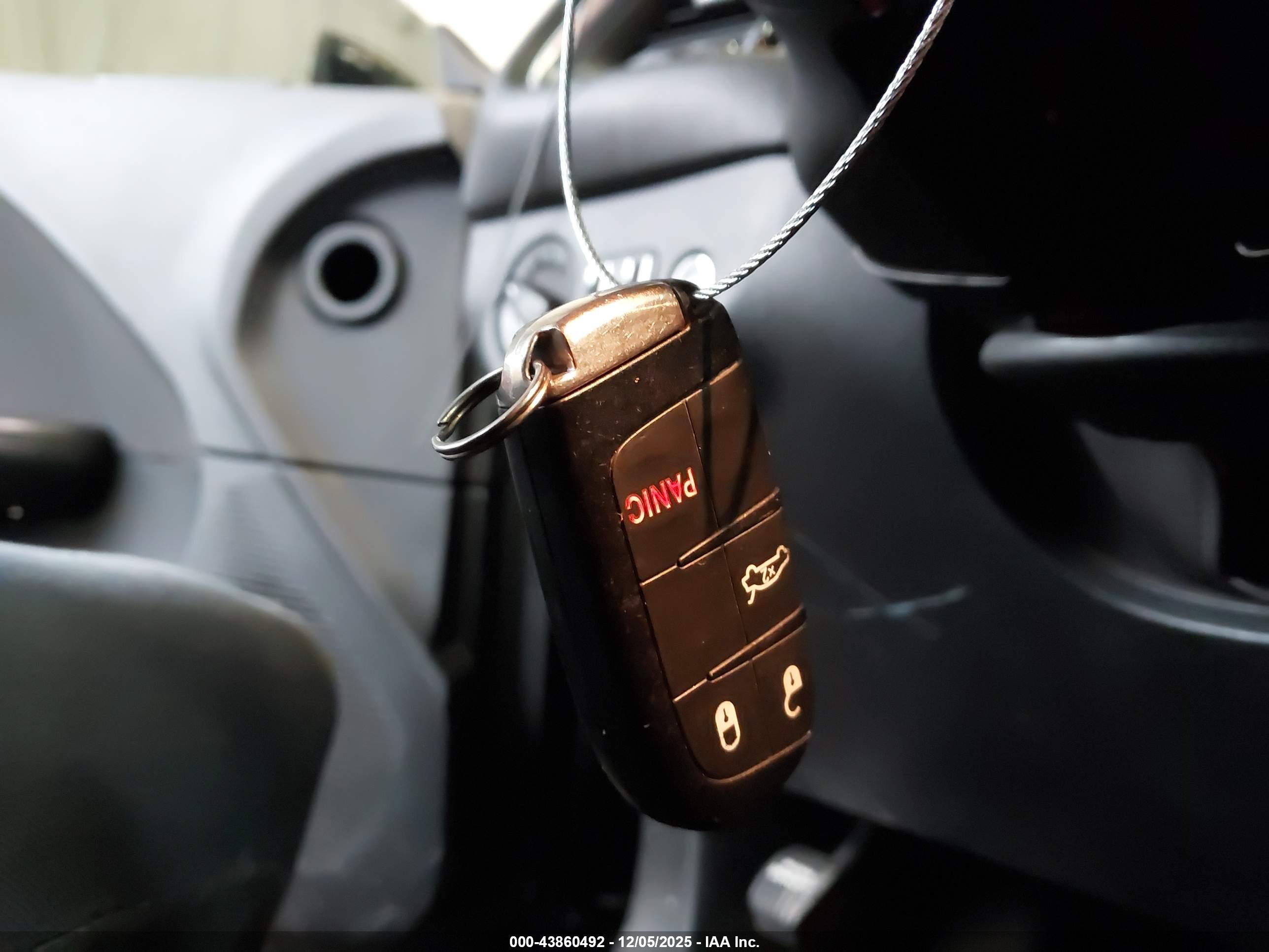 DODGE CHALLENGER image 11