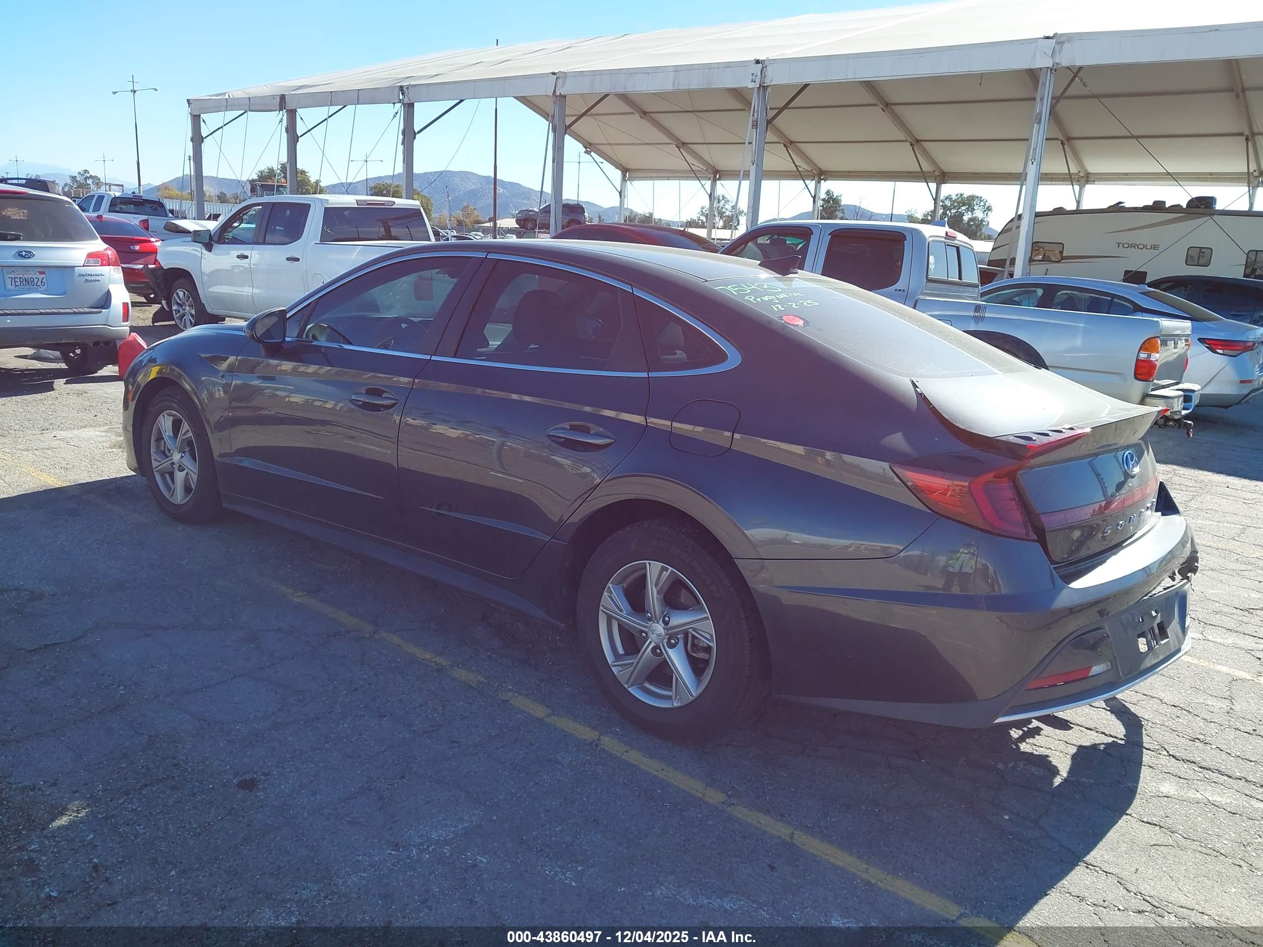 HYUNDAI SONATA image 3