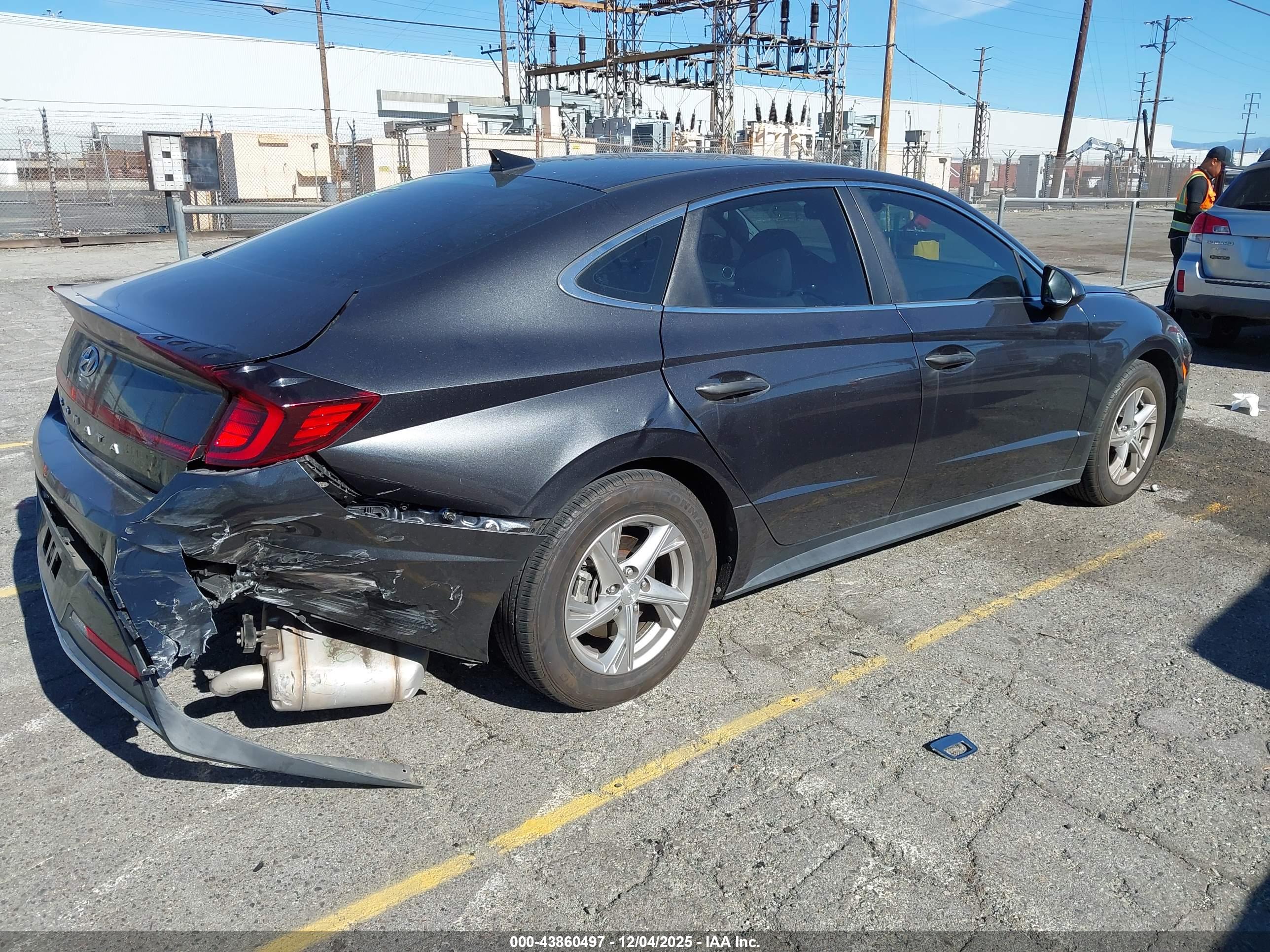 HYUNDAI SONATA image 4
