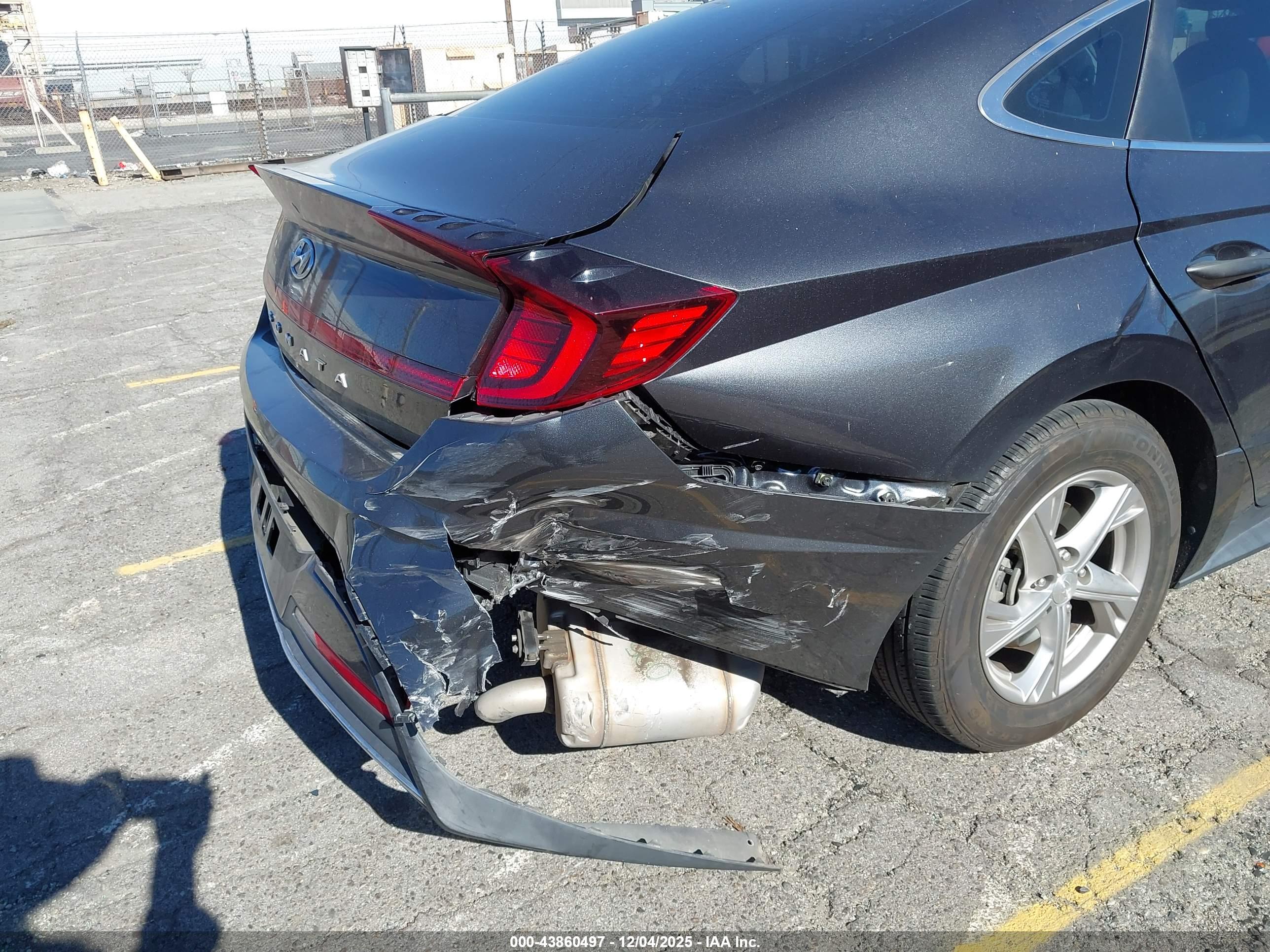 HYUNDAI SONATA image 6