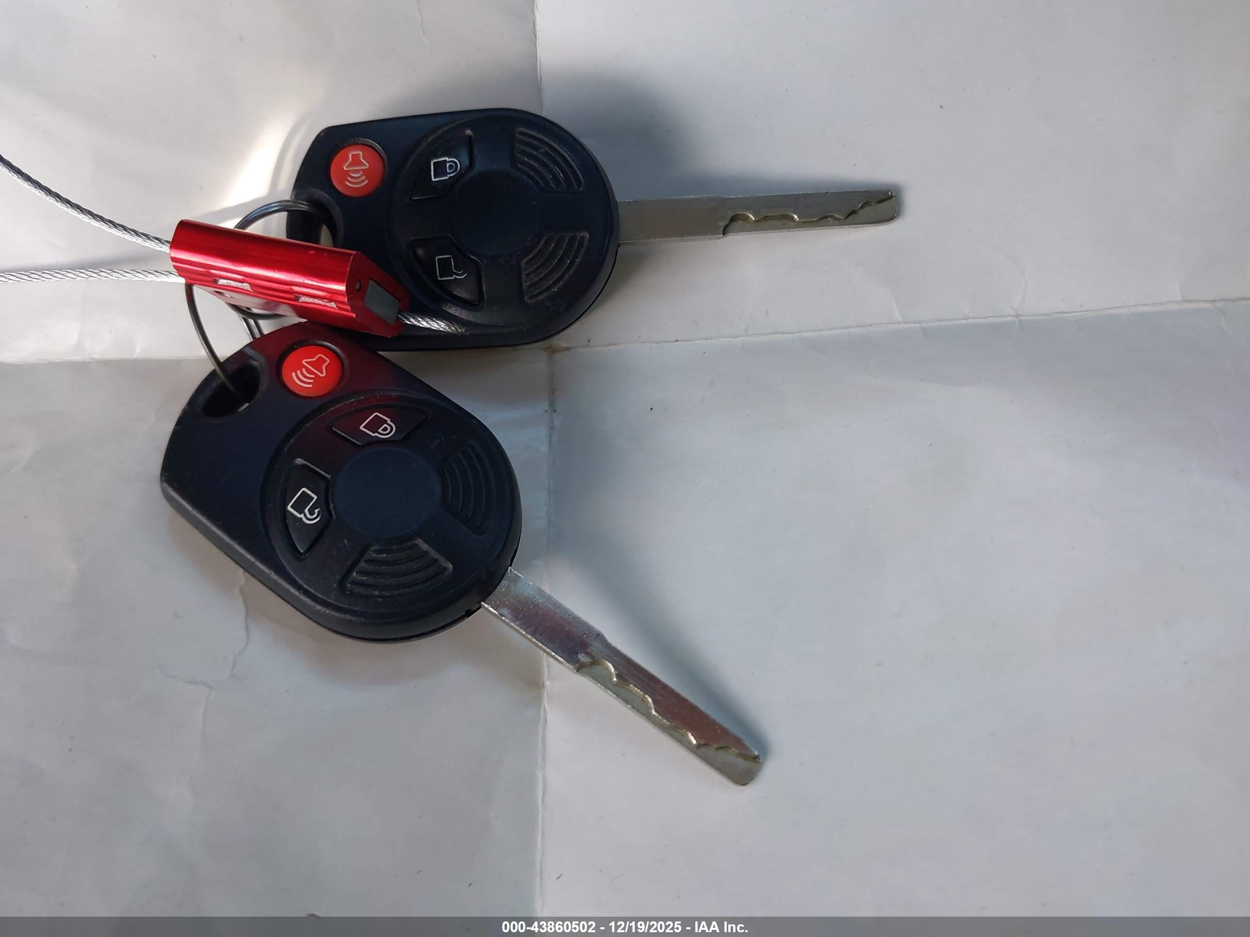 FORD ESCAPE image 11
