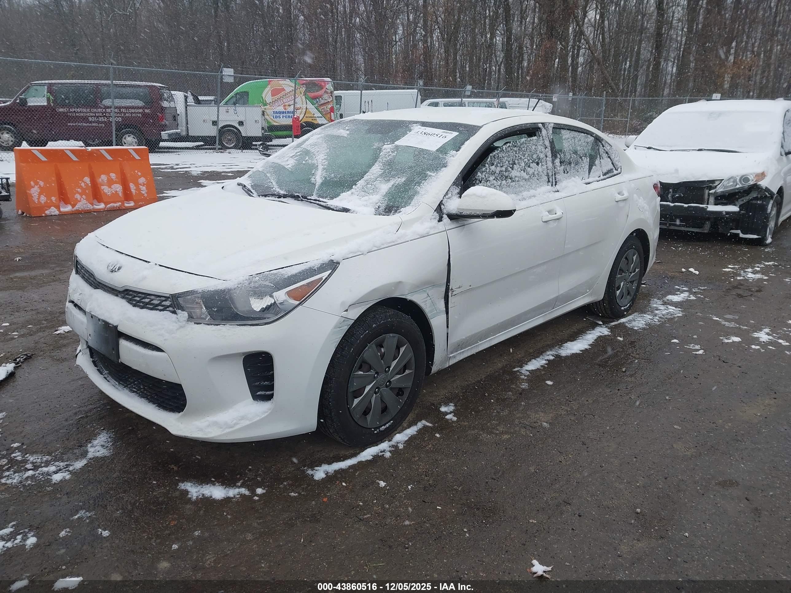 KIA RIO image 2