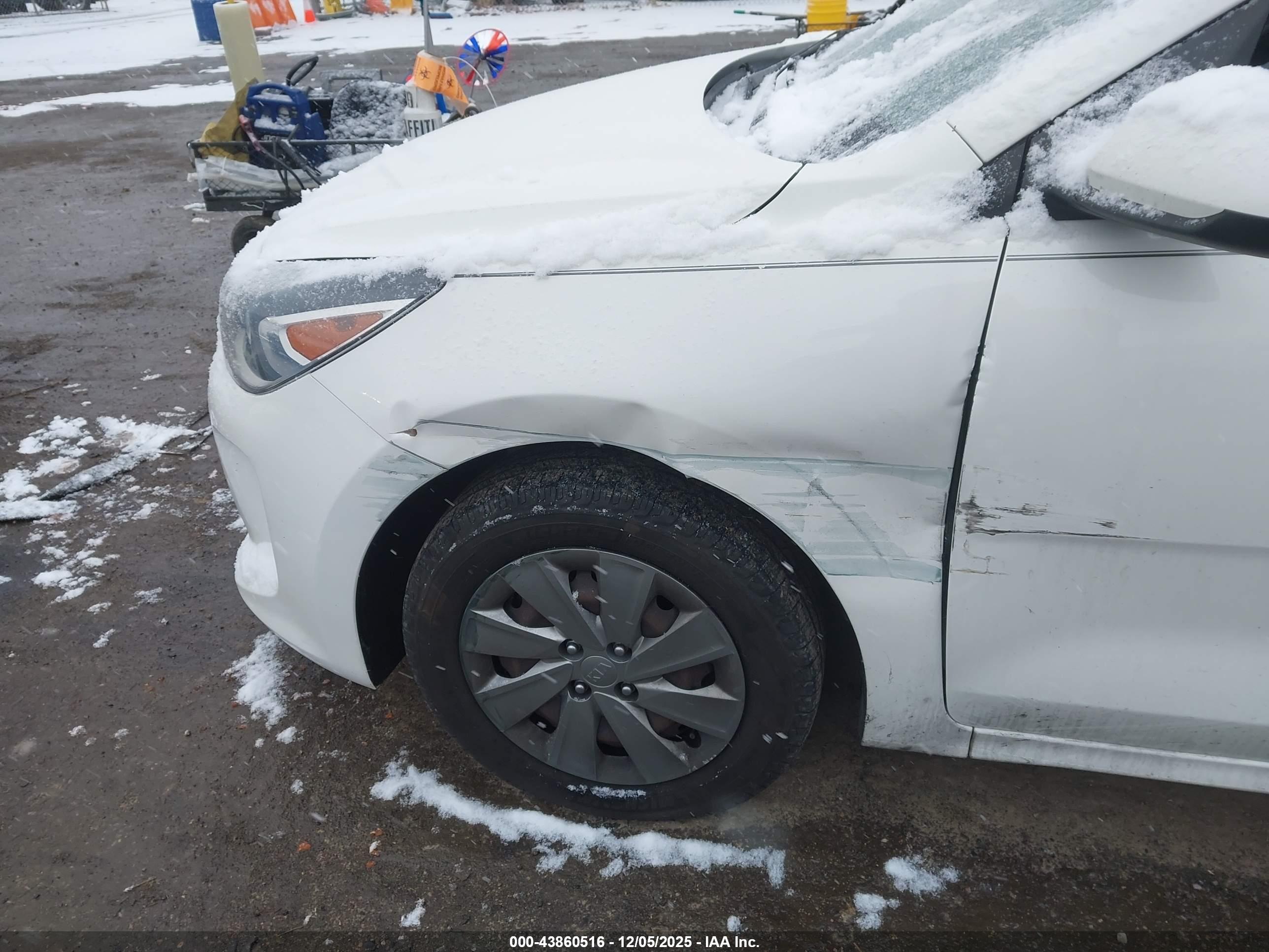 KIA RIO image 6