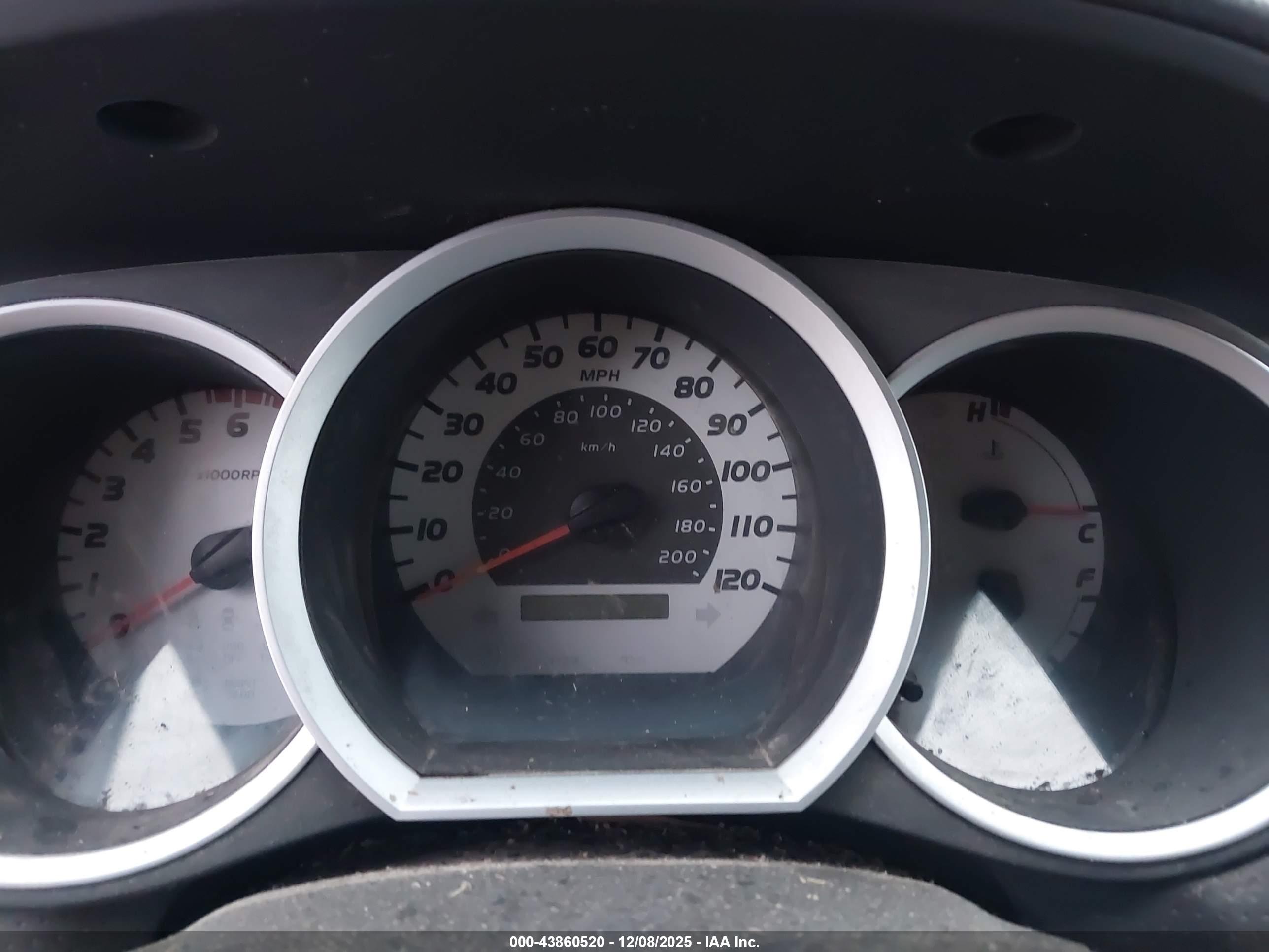 TOYOTA TACOMA image 7