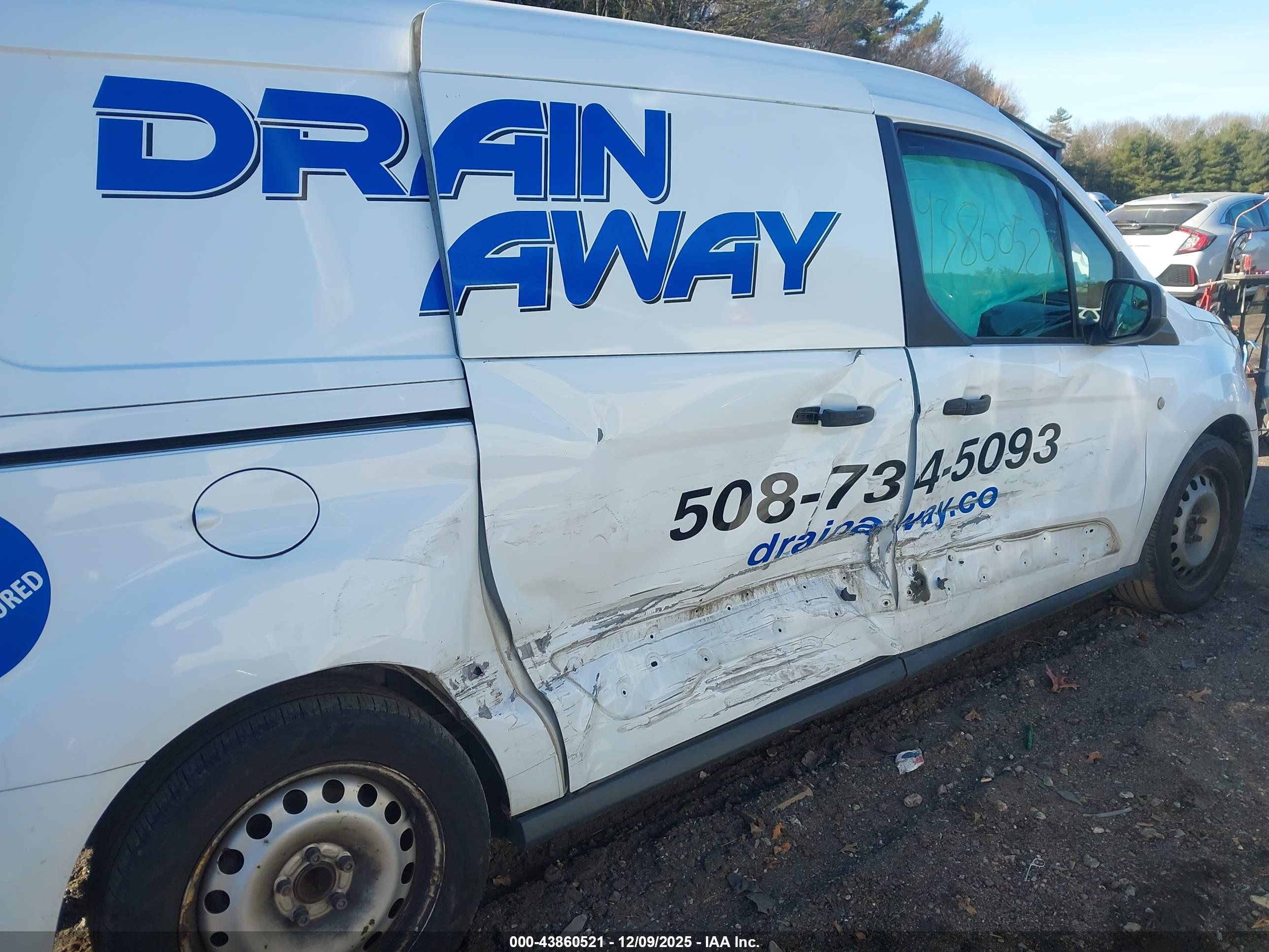 FORD TRANSIT image 6