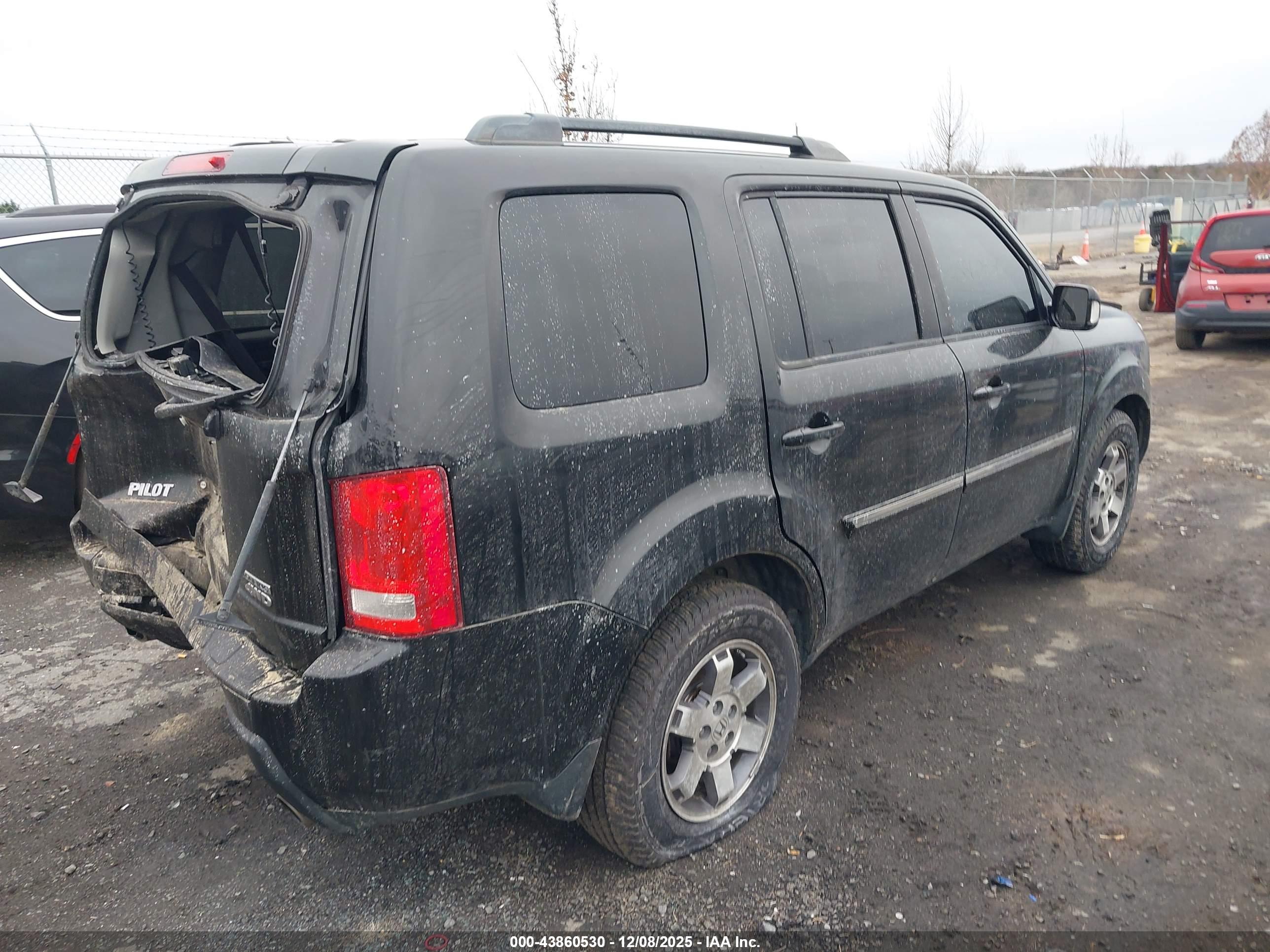 HONDA PILOT image 4