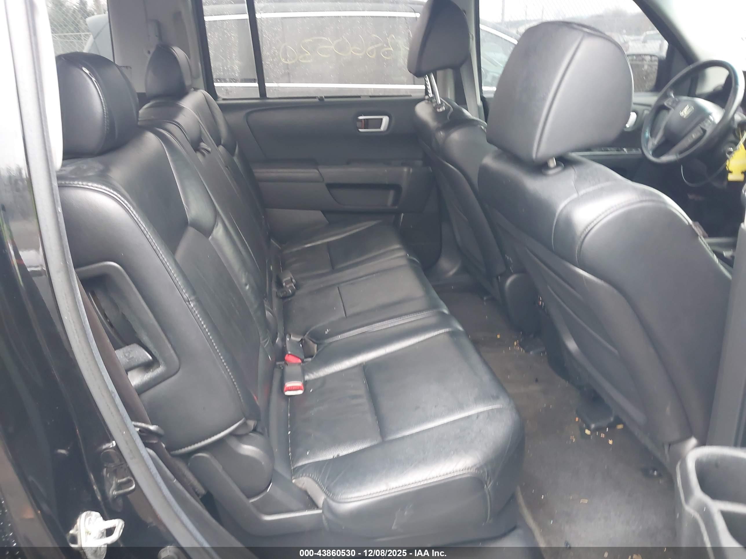 HONDA PILOT image 8