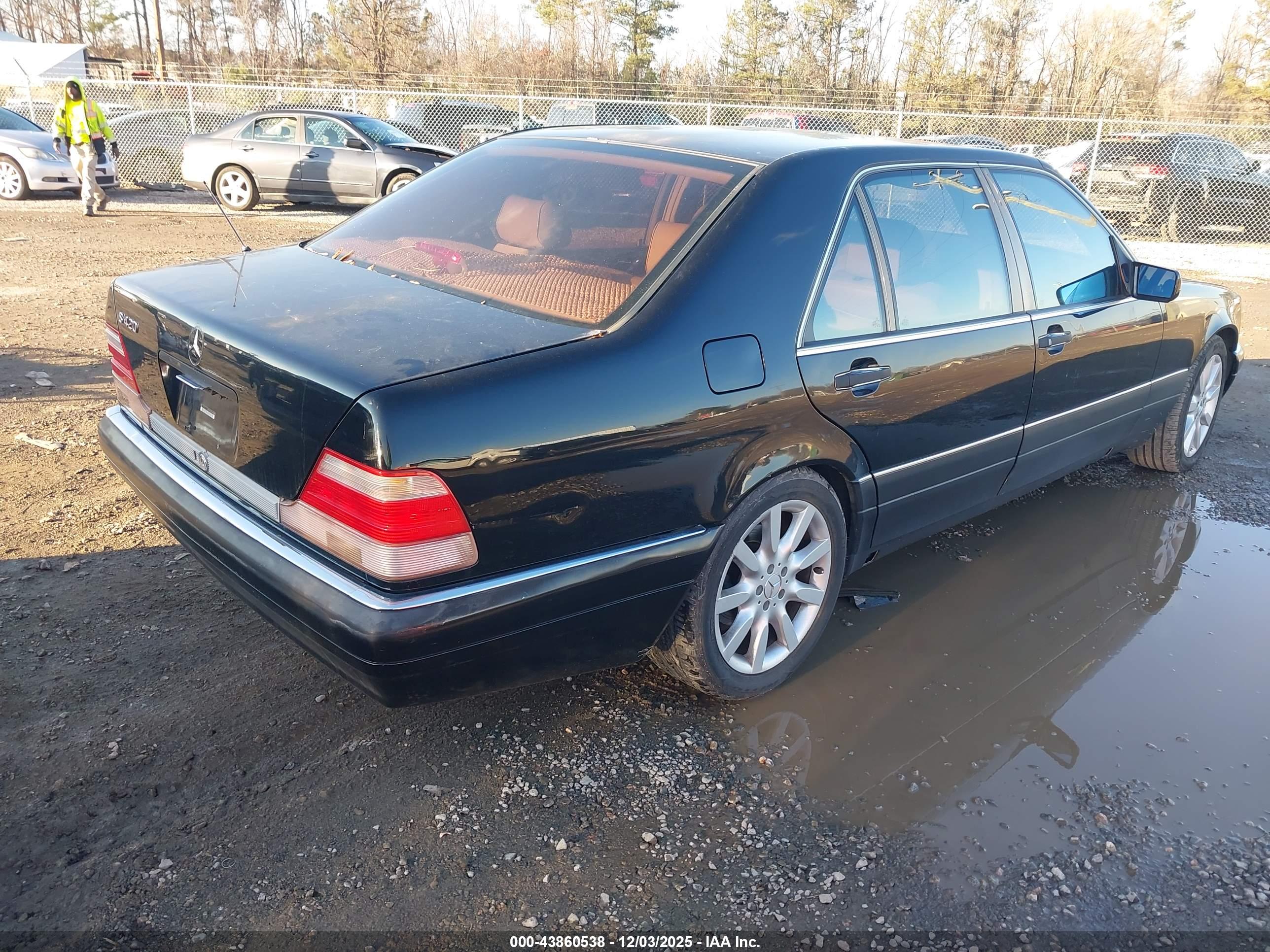 MERCEDES-BENZ S image 4