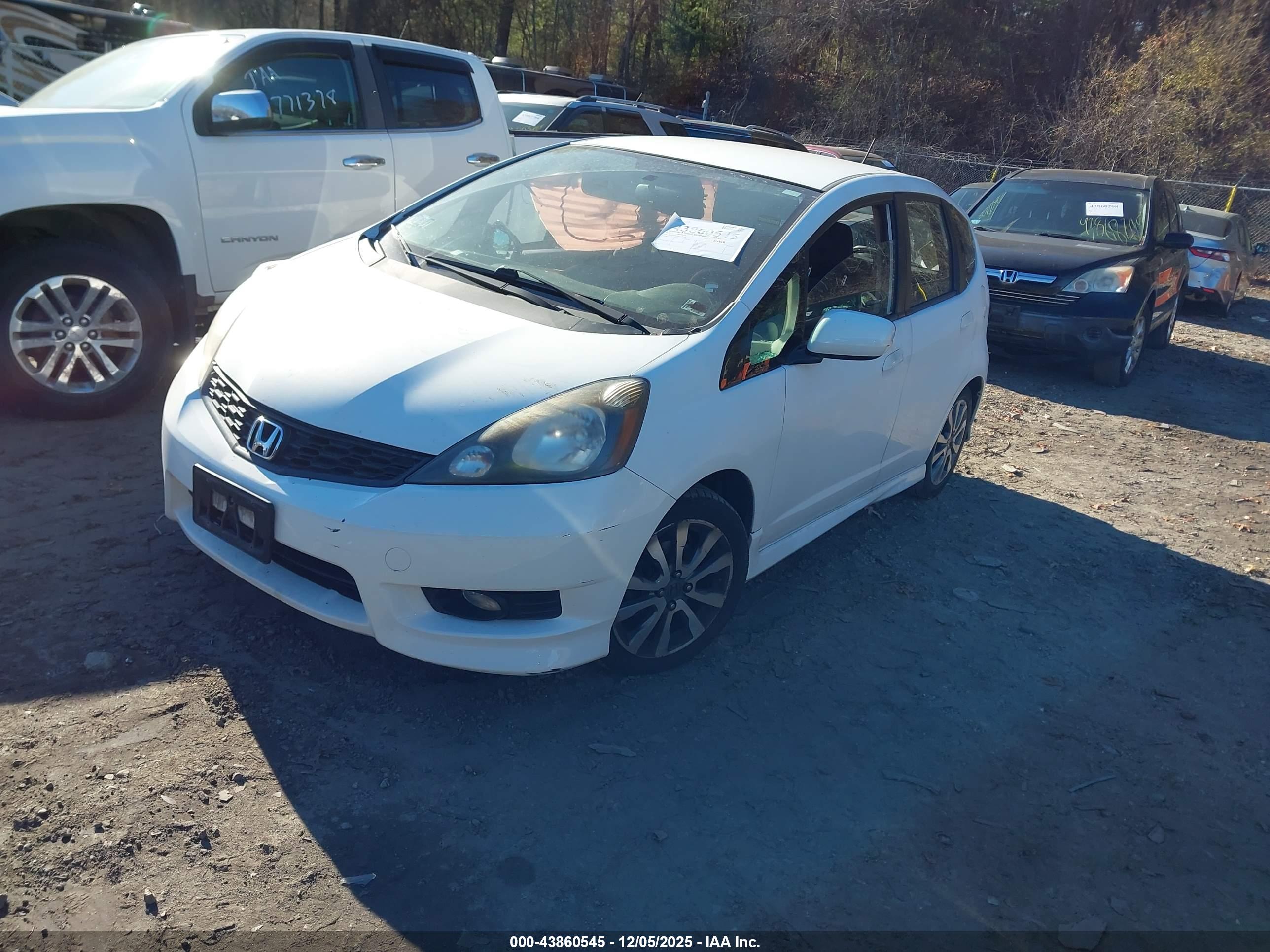 HONDA FIT image 2