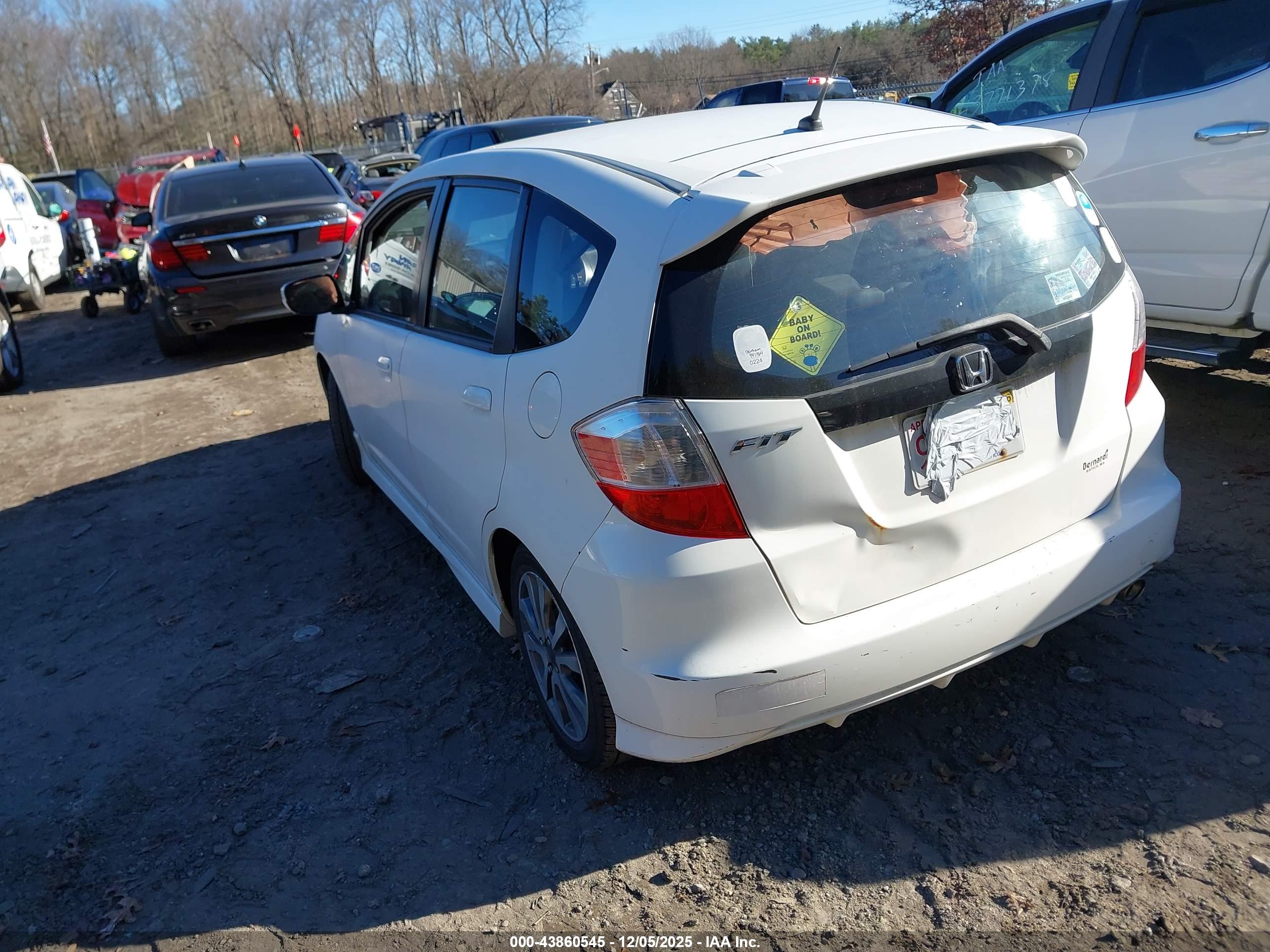 HONDA FIT image 3